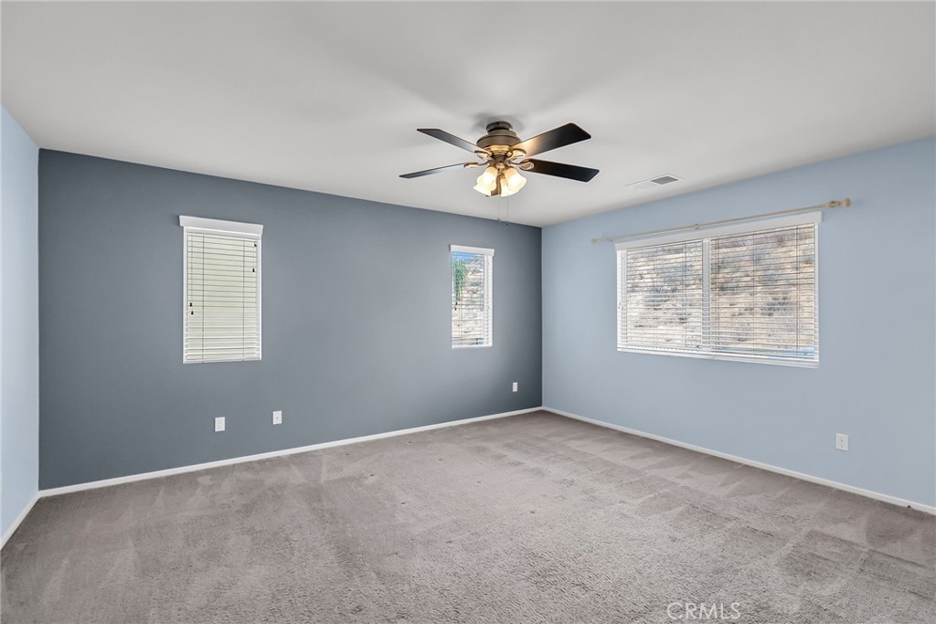 Lake Elsinore, California, 92532, United States, 4 Bedrooms Bedrooms, ,3 BathroomsBathrooms,Residential,For Sale,1955180