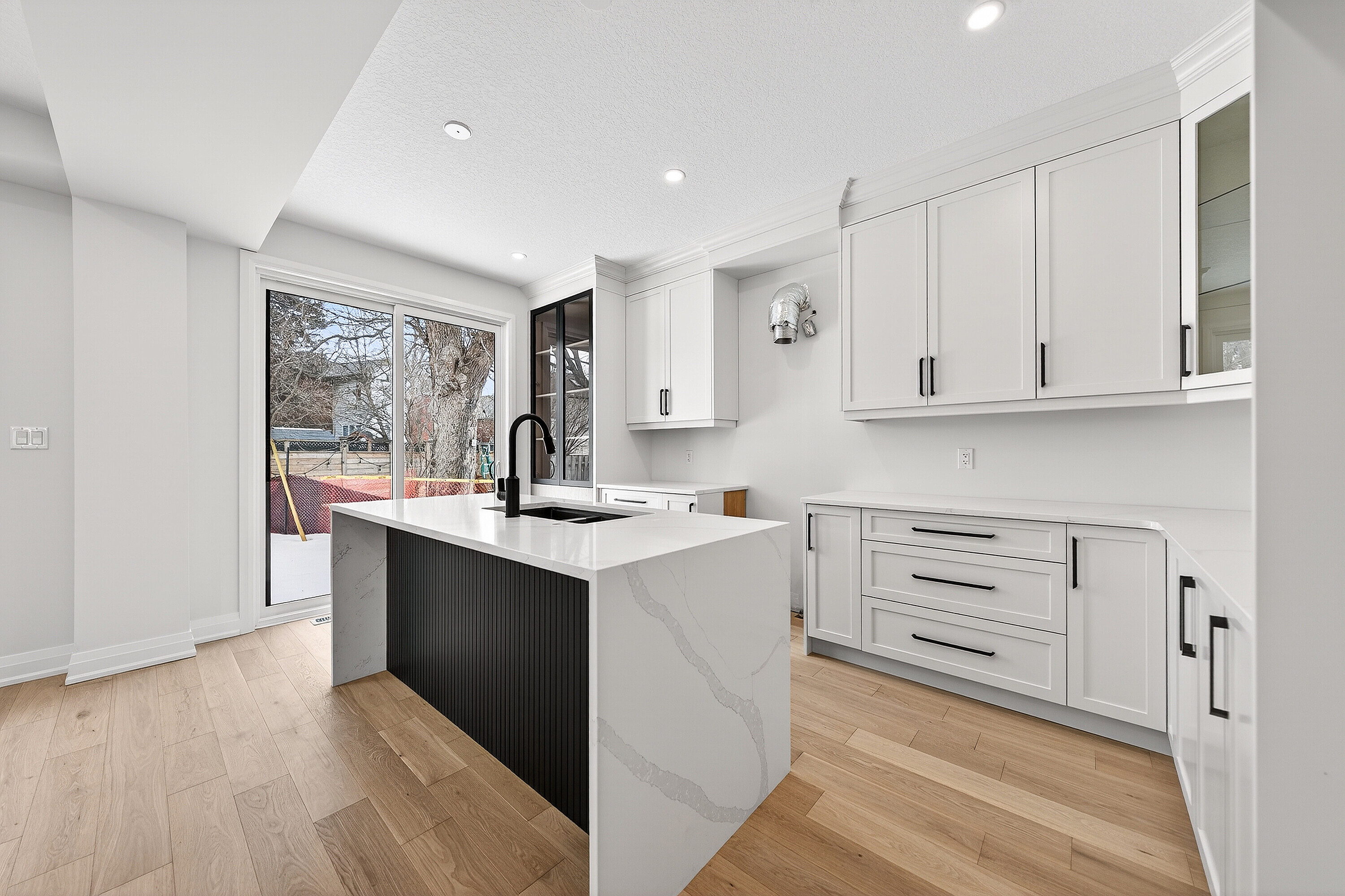  Newly Built Family Home - 物件實景