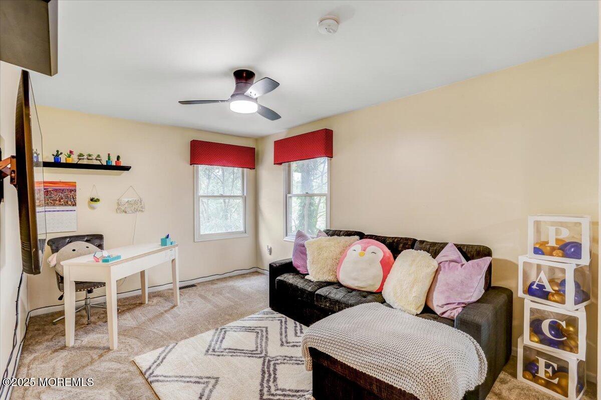 Freehold, New Jersey, 07728, United States, 5 Bedrooms Bedrooms, ,4 BathroomsBathrooms,Residential,For Sale,1974683