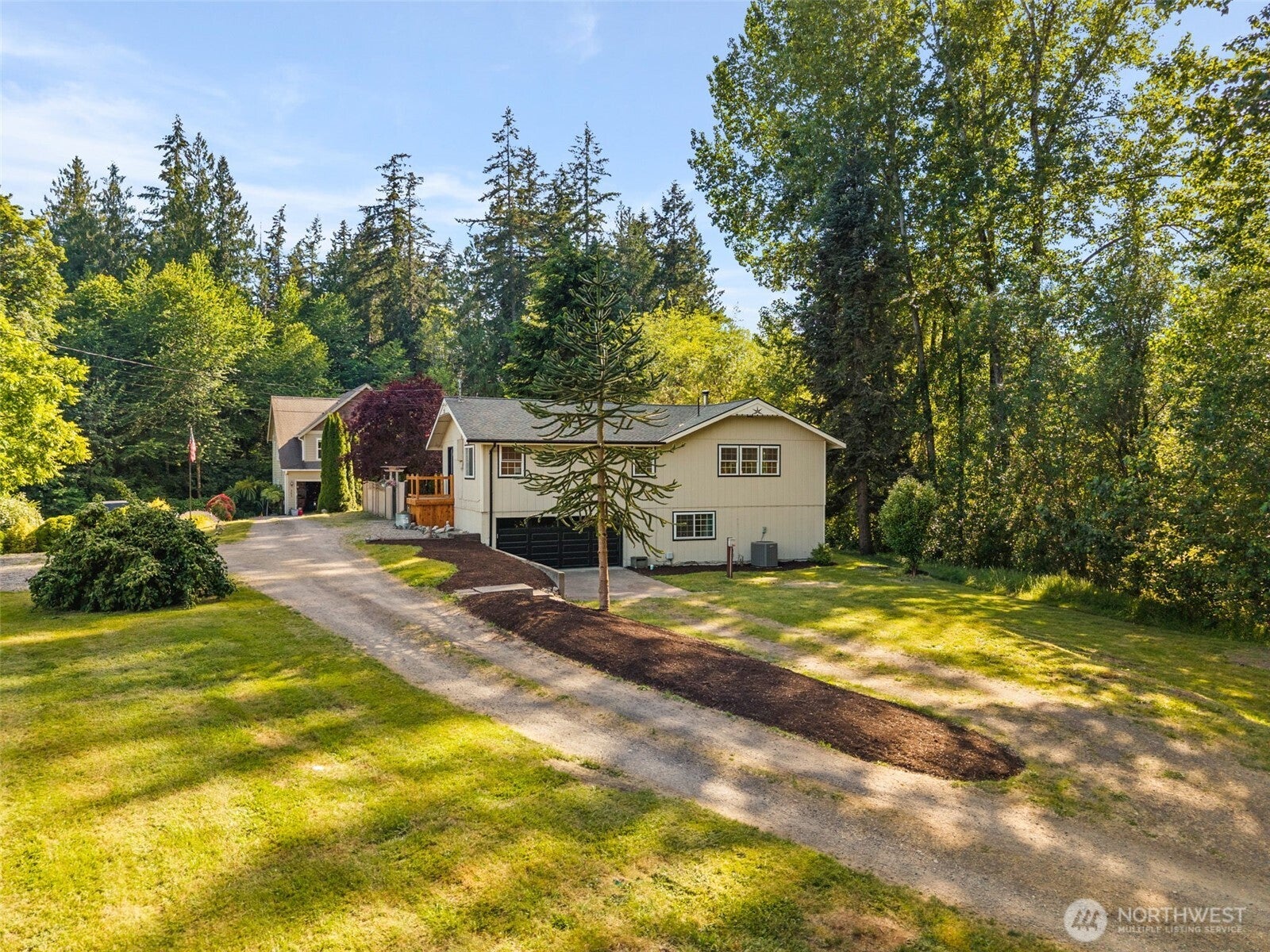 Blomster Way, Poulsbo, WA 98370