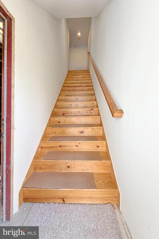 Bloomery, West Virginia, 26817, United States, 3 Bedrooms Bedrooms, ,2 BathroomsBathrooms,Residential,For Sale,1980909