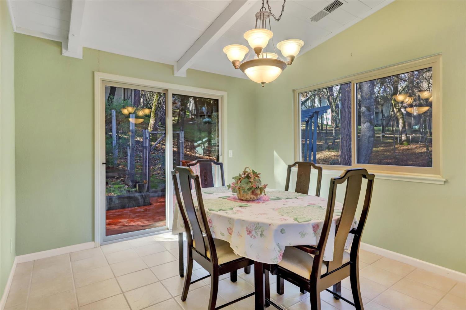 Penn Valley, California, 95946, United States, 3 Bedrooms Bedrooms, ,3 BathroomsBathrooms,Residential,For Sale,2000510