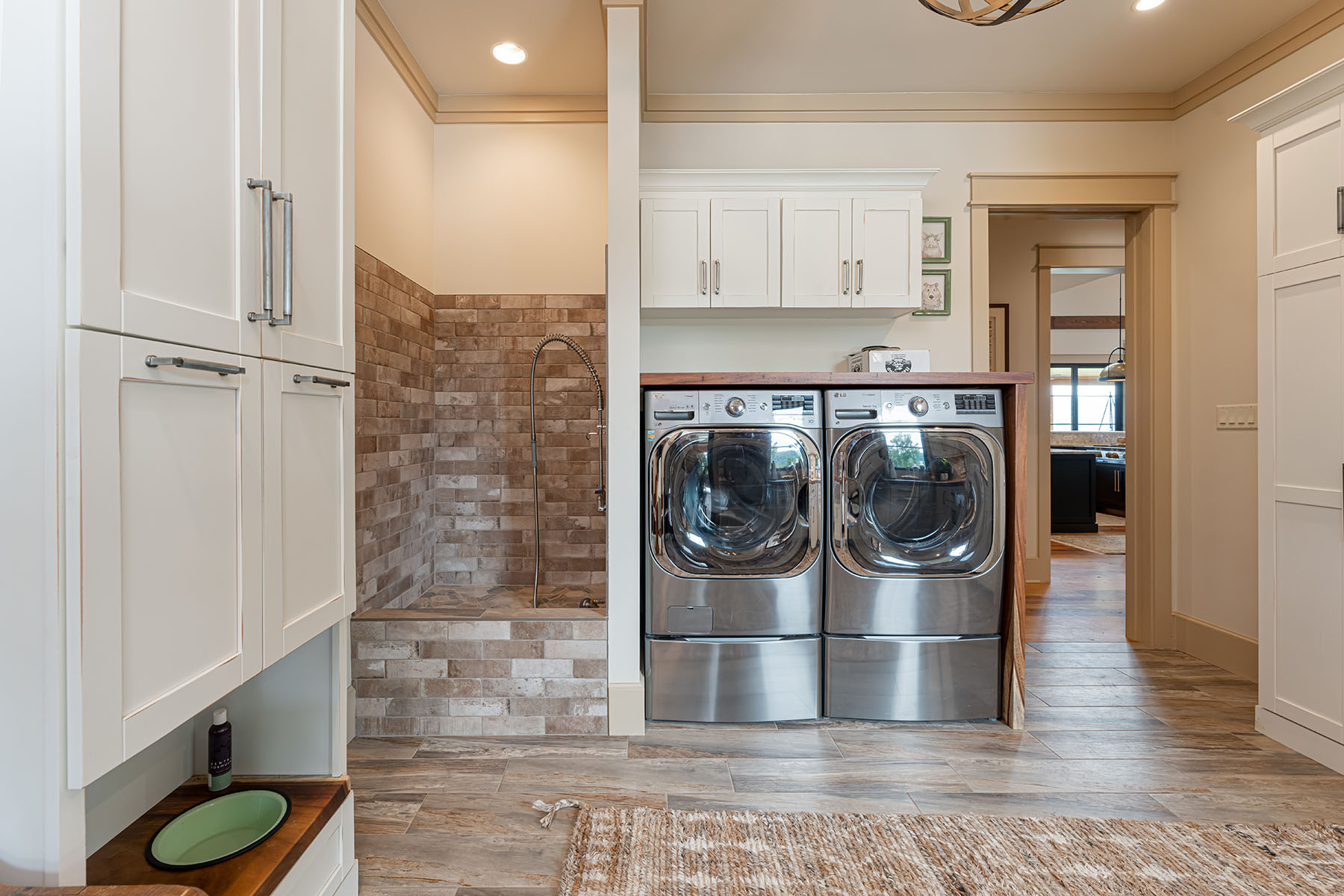  WEAVERVILLE - 物件實景