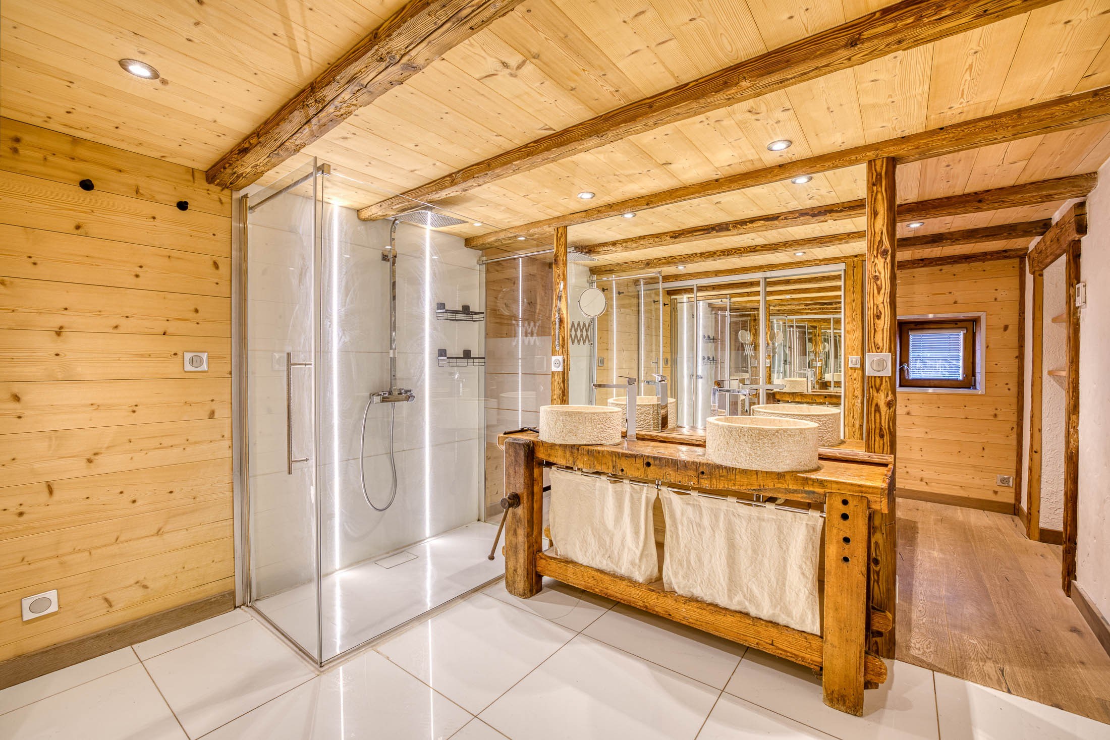  A beautiful, fully renovated chalet-style apartment - 物件實景