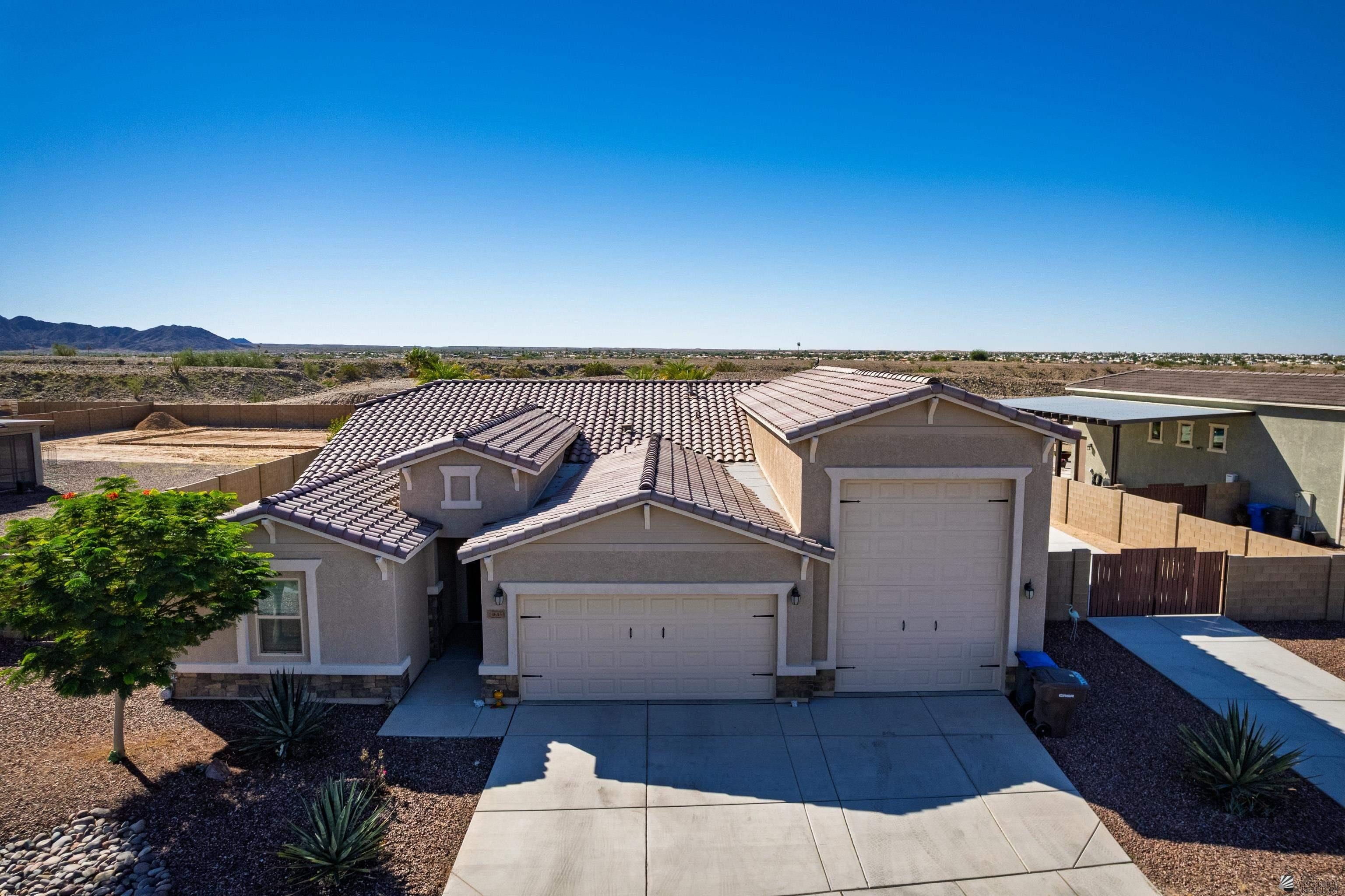 Yuma, Arizona, 85367, United States, 3 Bedrooms Bedrooms, ,1 BathroomBathrooms,Residential,For Sale,1977139