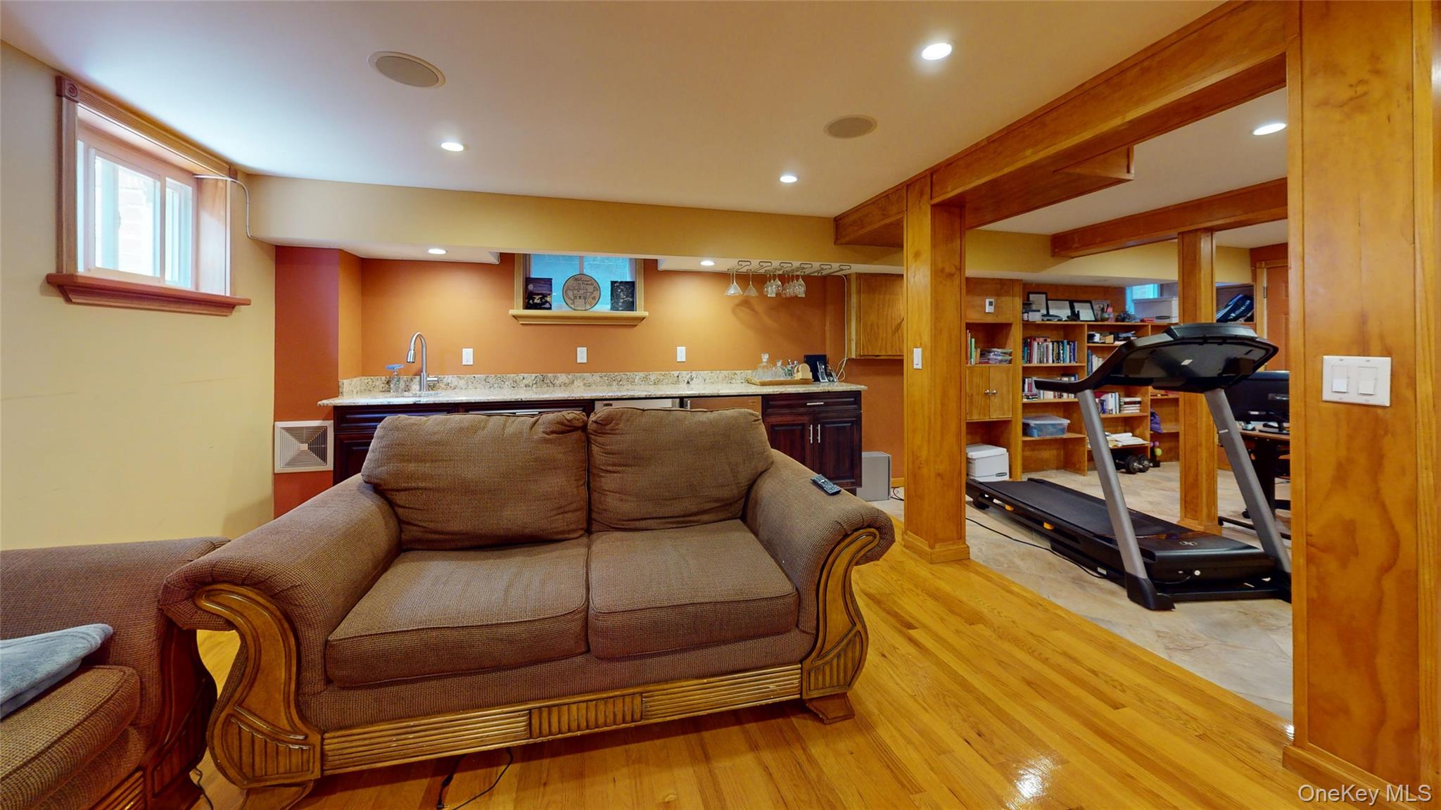 Baldwin, New York, 11510, United States, 3 Bedrooms Bedrooms, ,3 BathroomsBathrooms,Residential,For Sale,1939059