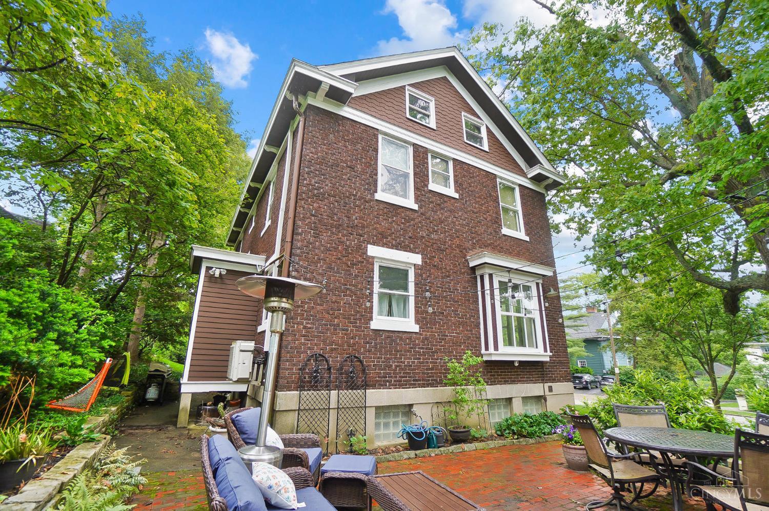 Cincinnati, Ohio, 45208, United States, 5 Bedrooms Bedrooms, ,5 BathroomsBathrooms,Residential,For Sale,1890144