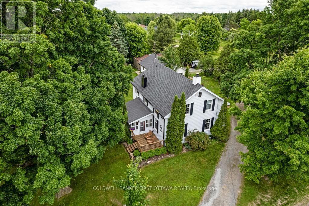 RIDEAU LAKES, Ontario, K0G 1V0, CA, 3 Bedrooms Bedrooms, ,2 BathroomsBathrooms,Residential,For Sale,1947038