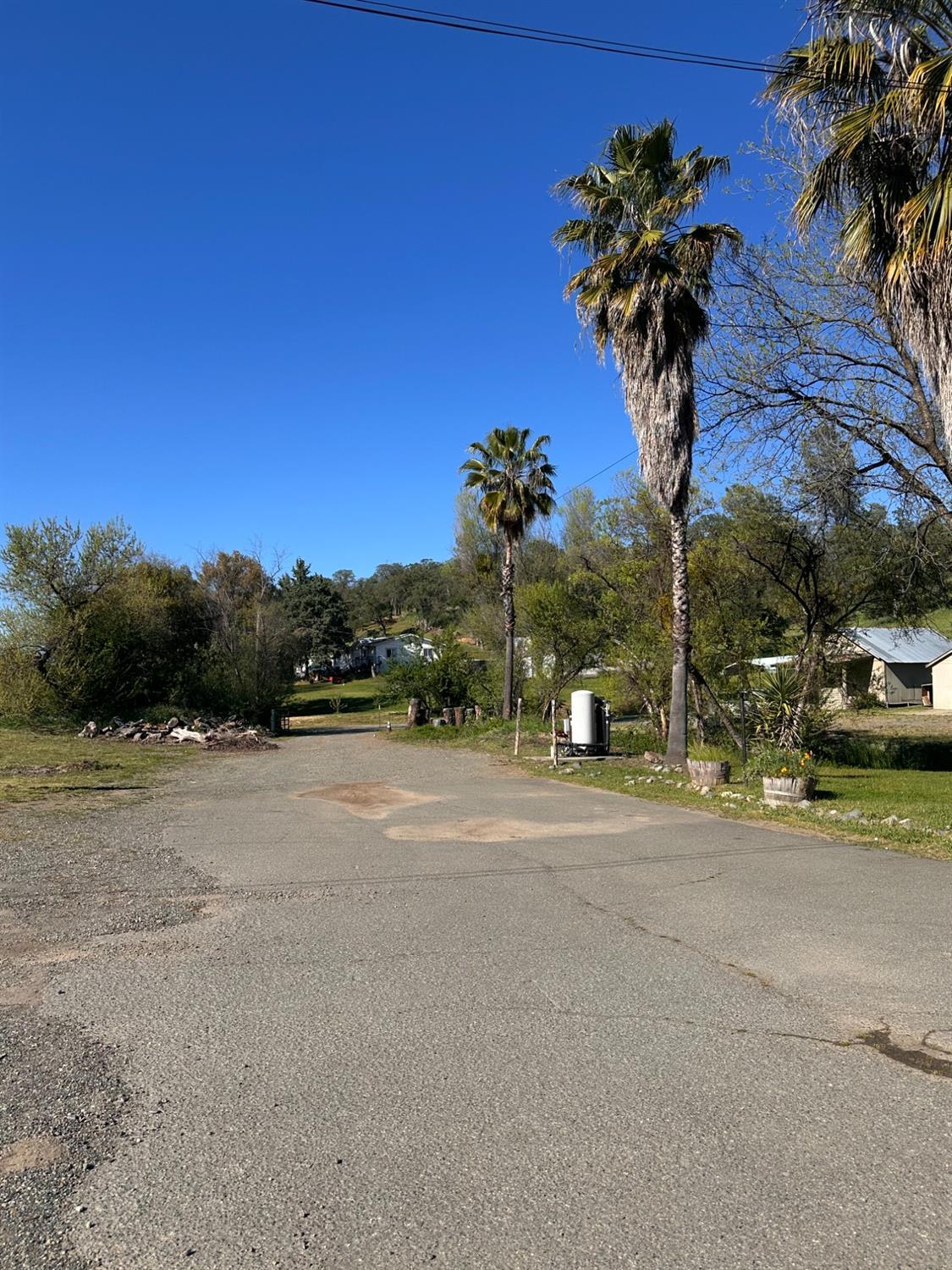 Browns Valley, California, 95918, United States, 5 Bedrooms Bedrooms, ,3 BathroomsBathrooms,Residential,For Sale,1977054