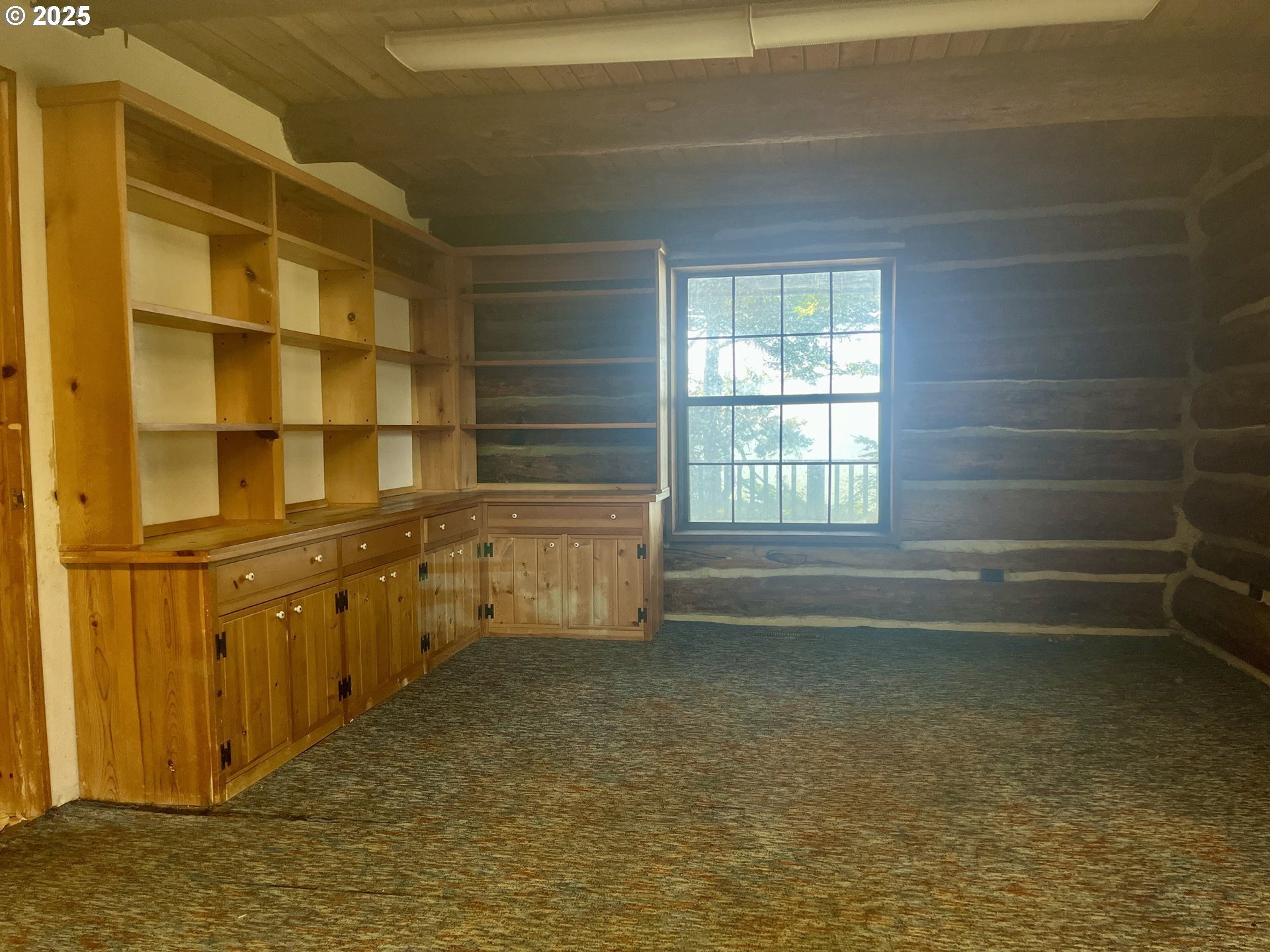 Gold Beach, Oregon, 97444, United States, 3 Bedrooms Bedrooms, ,3 BathroomsBathrooms,Residential,For Sale,1977644