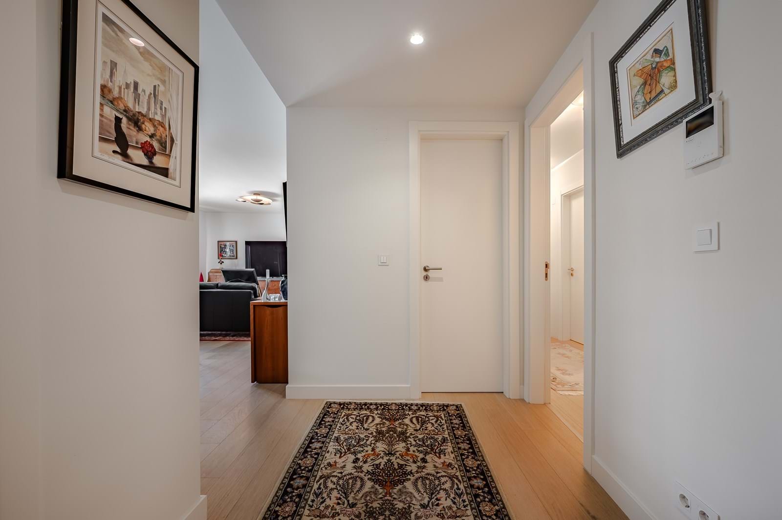 Seixal, Setúbal, 2840-244, PT, 3 Bedrooms Bedrooms, ,3 BathroomsBathrooms,Residential,For Sale,1819381