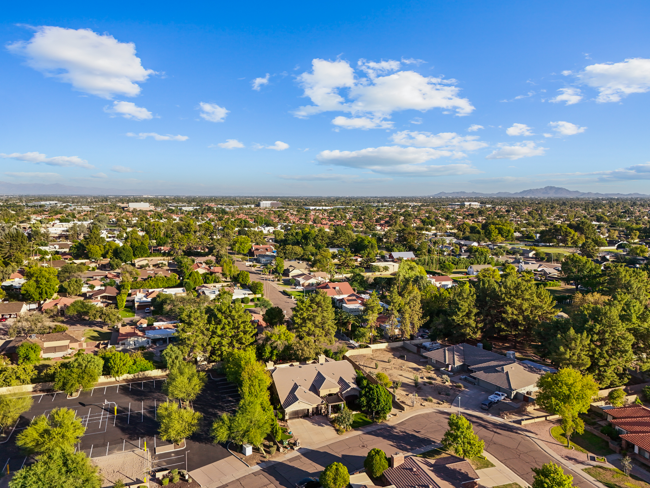 Tempe, Arizona, 85284, United States, 5 Bedrooms Bedrooms, ,3 BathroomsBathrooms,Residential,For Sale,1989924