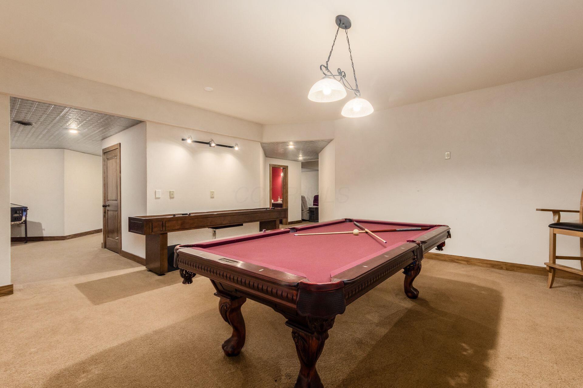 Rockbridge, Ohio, 43149, United States, 8 Bedrooms Bedrooms, ,10 BathroomsBathrooms,Residential,For Sale,1818163