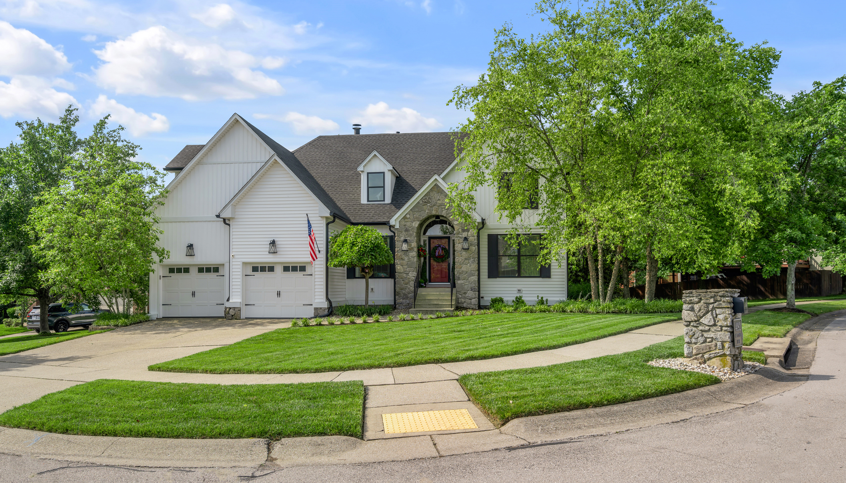  4192 Watertrace Drive - 物件實景