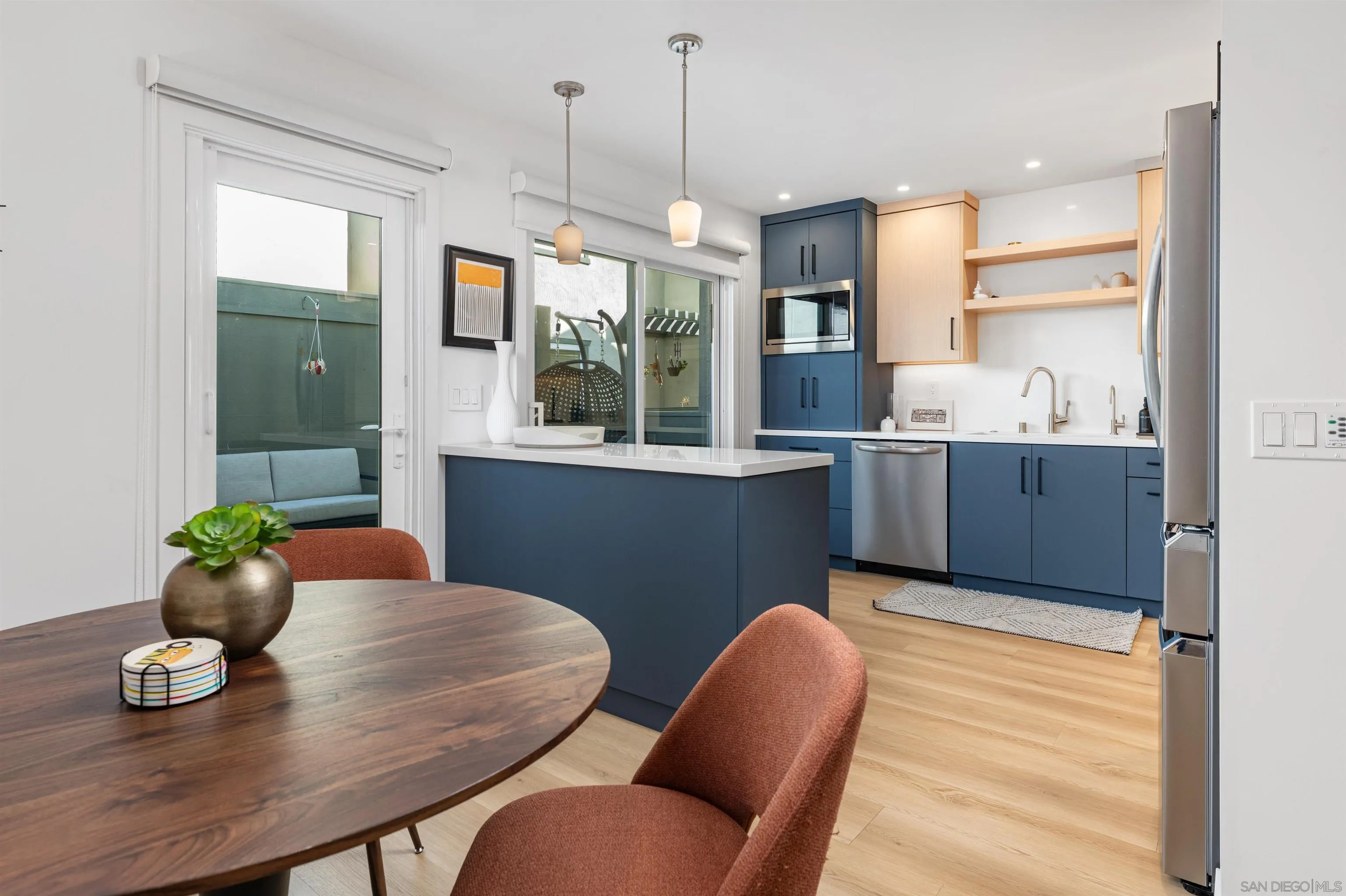 San Diego, California, 92111, United States, 2 Bedrooms Bedrooms, ,3 BathroomsBathrooms,Residential,For Sale,2003271