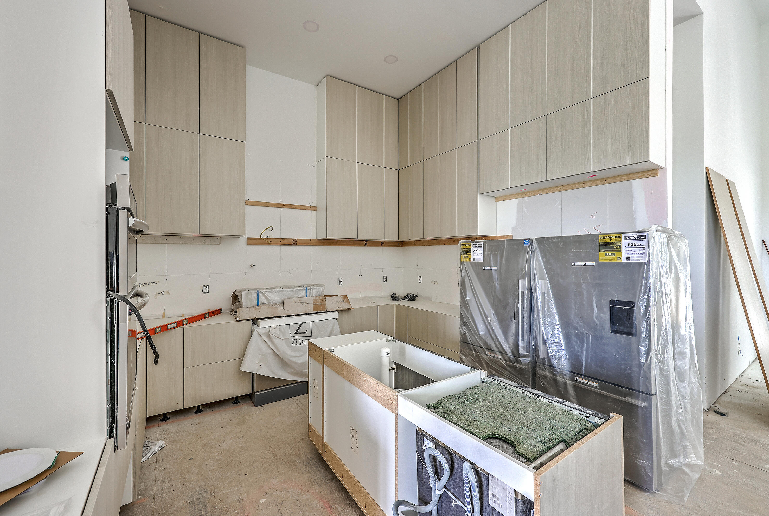 Summerville, South Carolina, 29485, United States, 5 Bedrooms Bedrooms, ,6 BathroomsBathrooms,Residential,For Sale,1977326