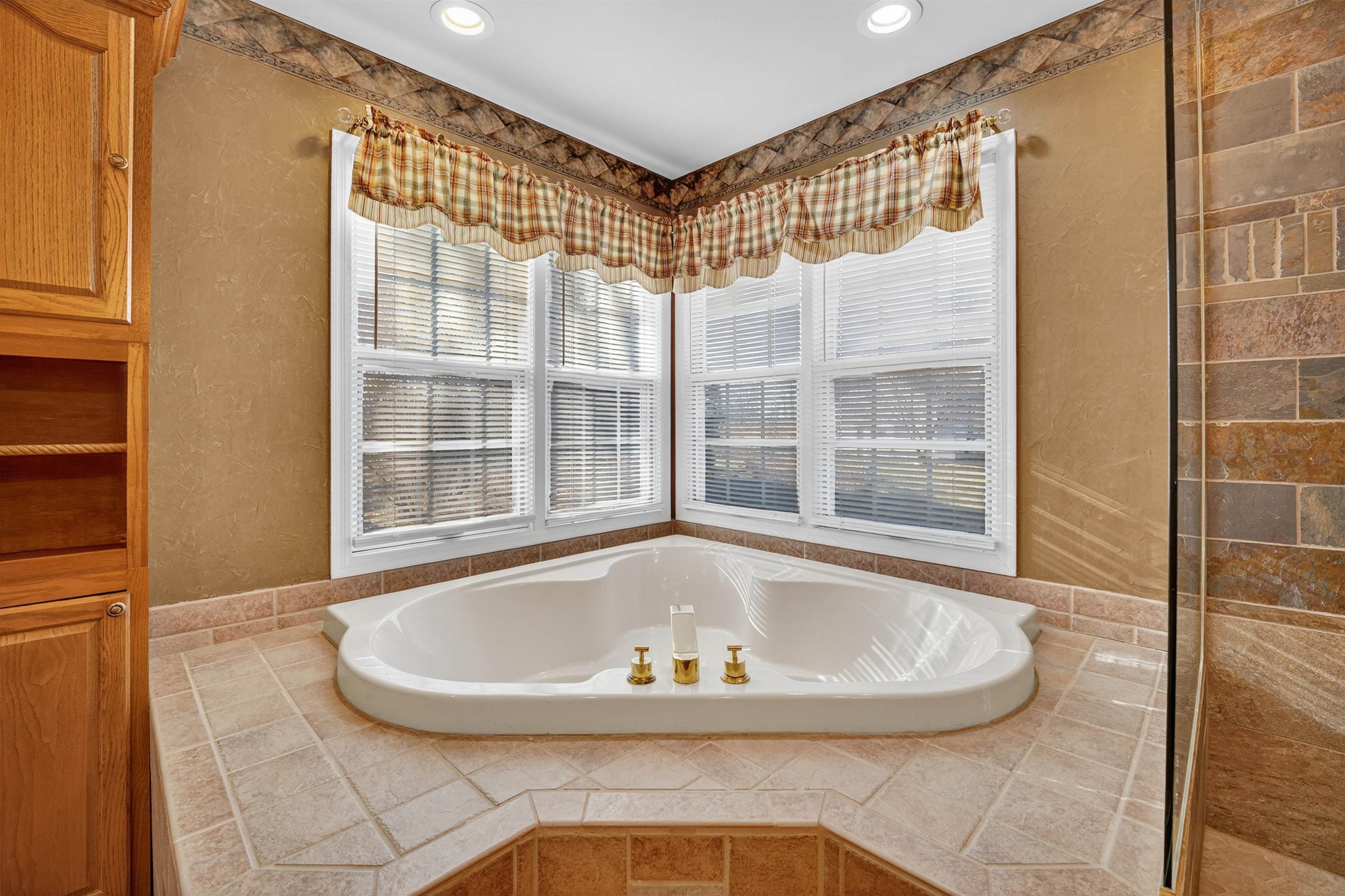 NEW HOLSTEIN, Wisconsin, 53061, United States, 3 Bedrooms Bedrooms, ,2 BathroomsBathrooms,Residential,For Sale,1995777