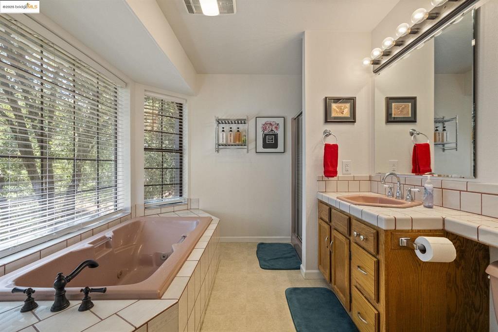 Twain Harte, California, 95383, United States, 5 Bedrooms Bedrooms, ,4 BathroomsBathrooms,Residential,For Sale,1791709
