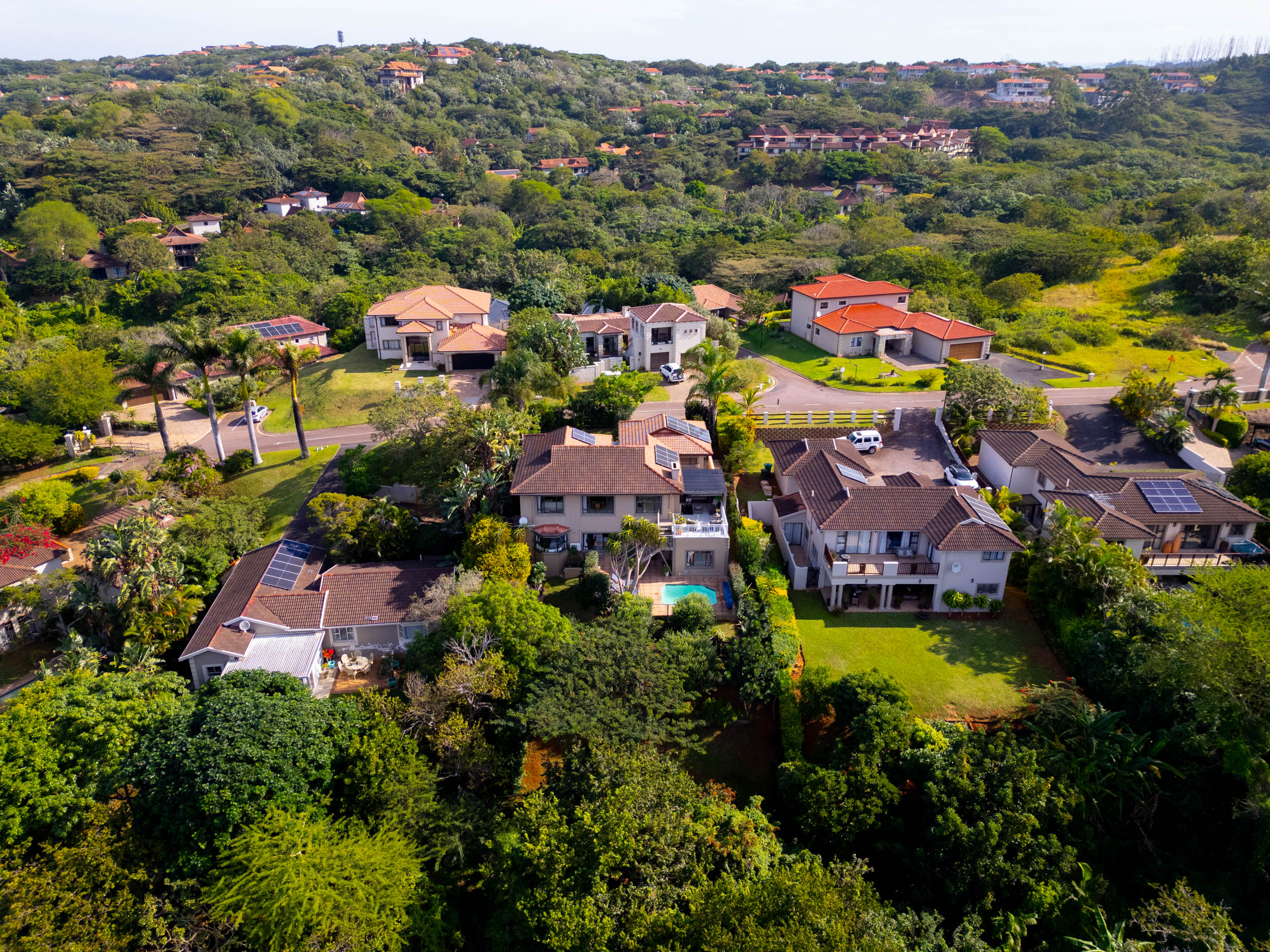  Forest Retreat with Solar Power and Exceptional Outdoor Living in Seaward Estate - 物件實景