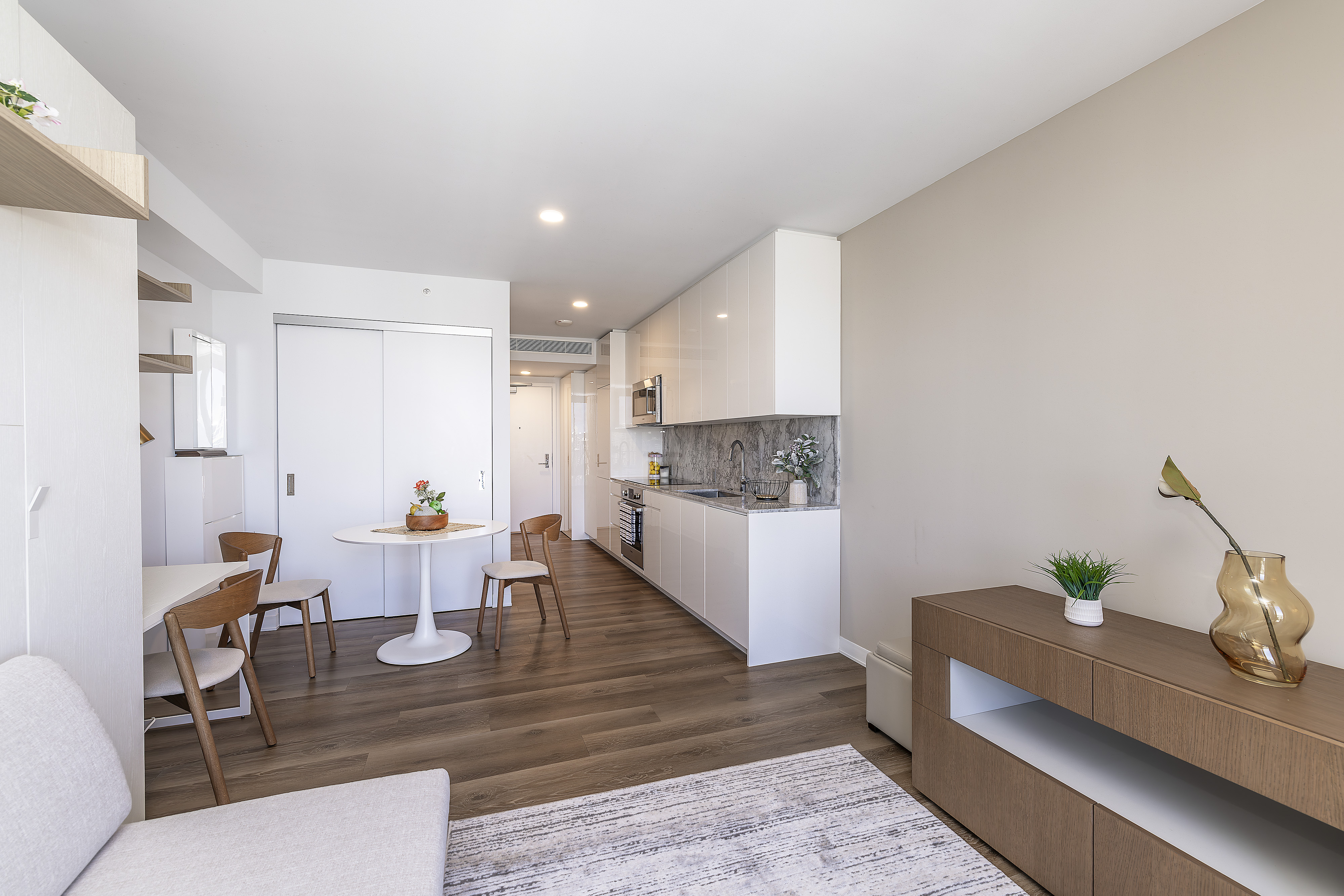 Honolulu, Hawaii, 96814, United States, ,1 BathroomBathrooms,Residential,For Sale,2009311