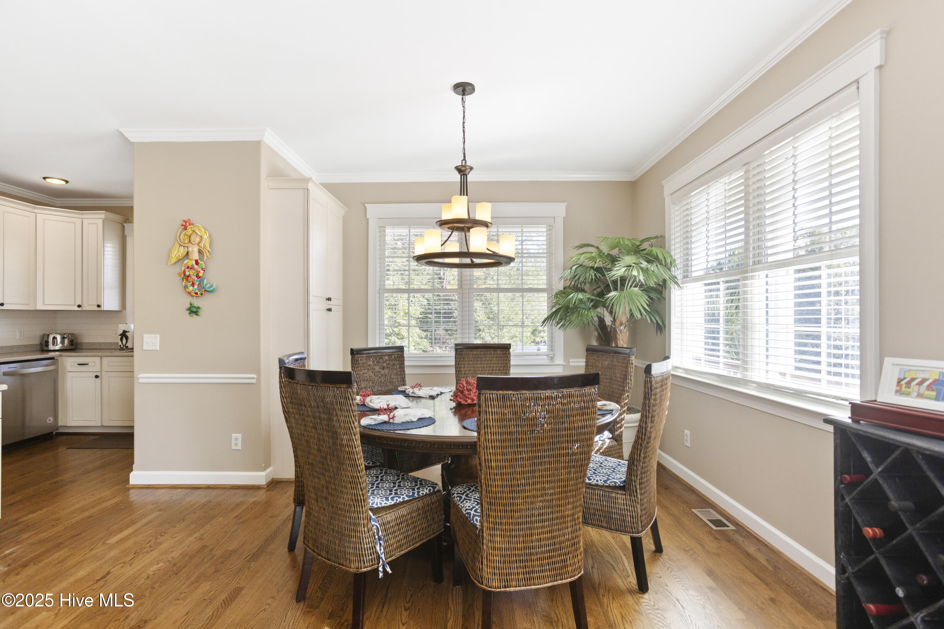 Wilmington, North Carolina, 28409, United States, 5 Bedrooms Bedrooms, ,4 BathroomsBathrooms,Residential,For Sale,1730628