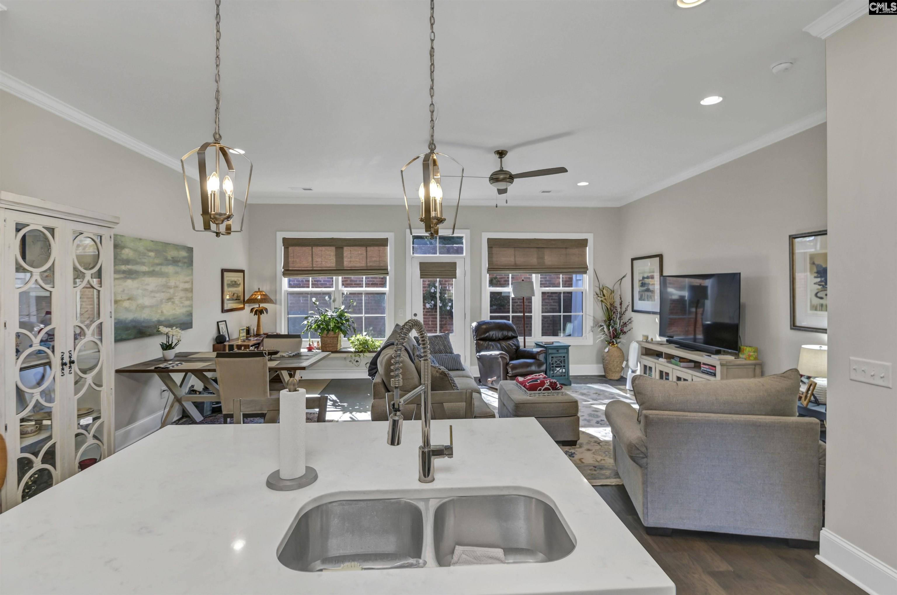 Columbia, South Carolina, 29201, United States, 3 Bedrooms Bedrooms, ,3 BathroomsBathrooms,Residential,For Sale,1971207