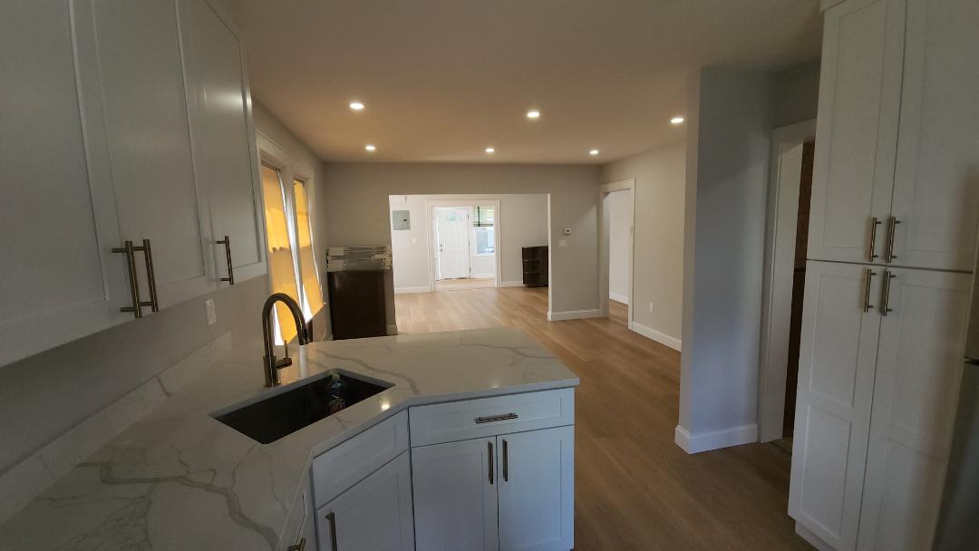 Queens Village, New York, 11429, United States, 3 Bedrooms Bedrooms, ,3 BathroomsBathrooms,Residential,For Sale,1937736
