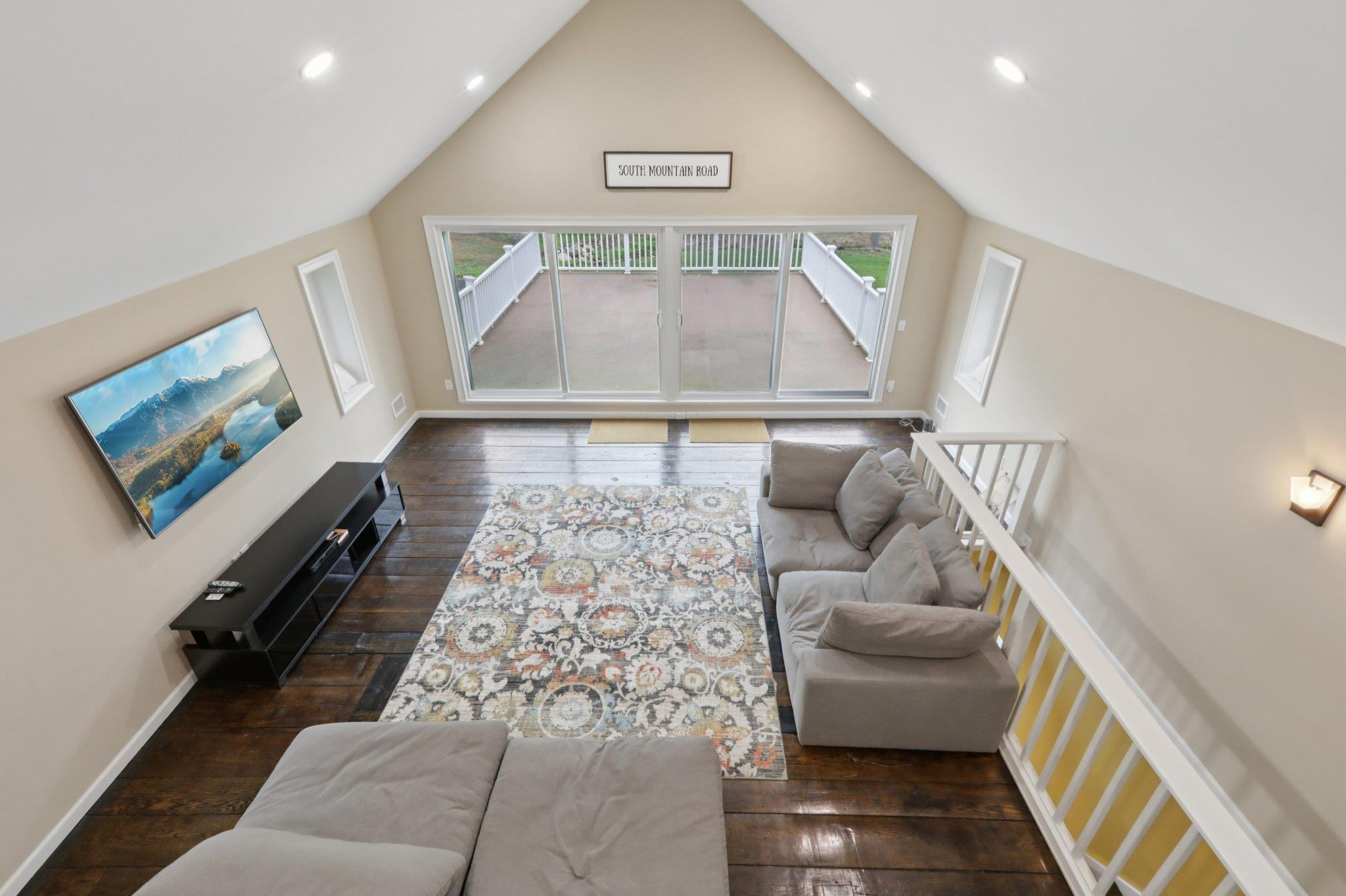 New City, New York, 10956, United States, 2 Bedrooms Bedrooms, ,3 BathroomsBathrooms,Residential,For Sale,1928184