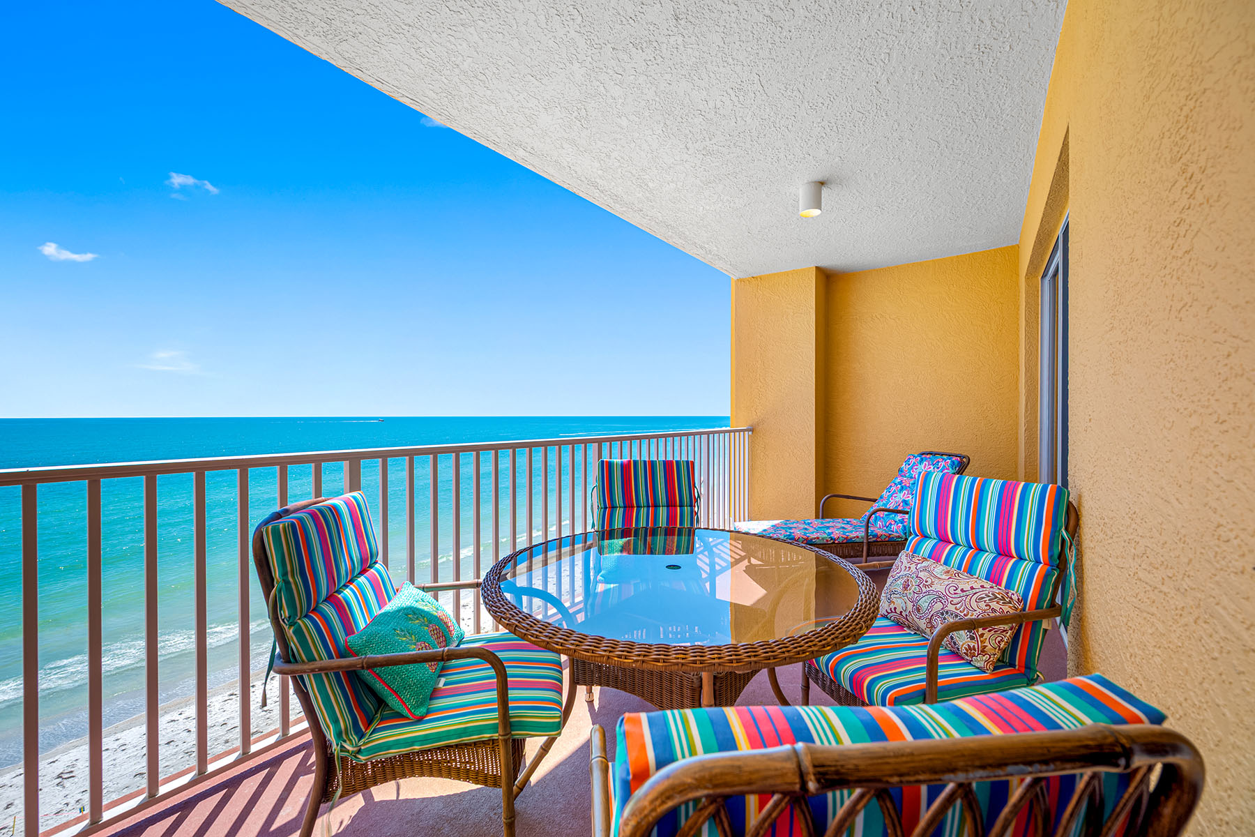  TIDES BEACH CLUB CONDO - 物件實景