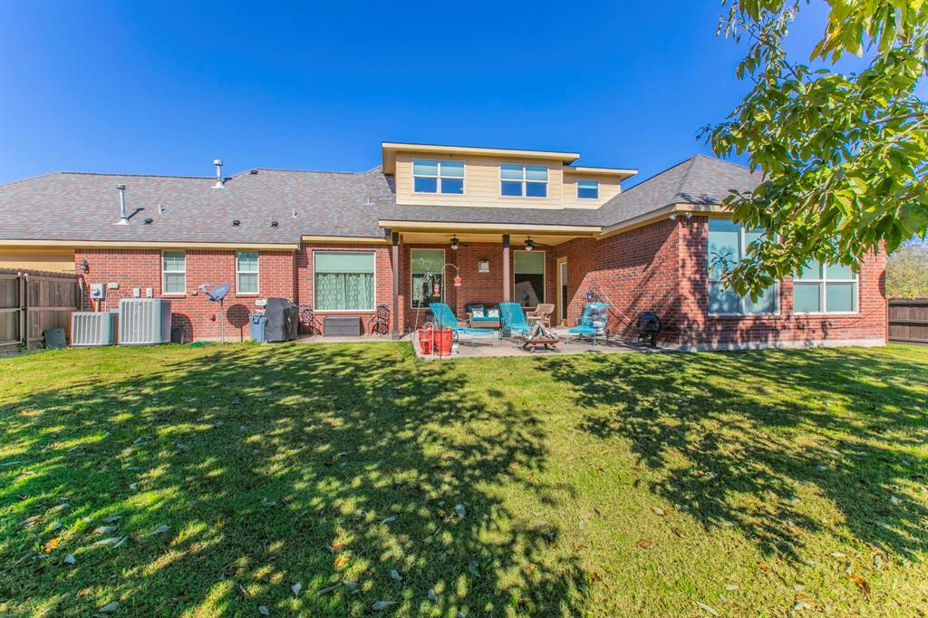 Midlothian, Texas, 76065, United States, 3 Bedrooms Bedrooms, ,4 BathroomsBathrooms,Residential,For Sale,2000311