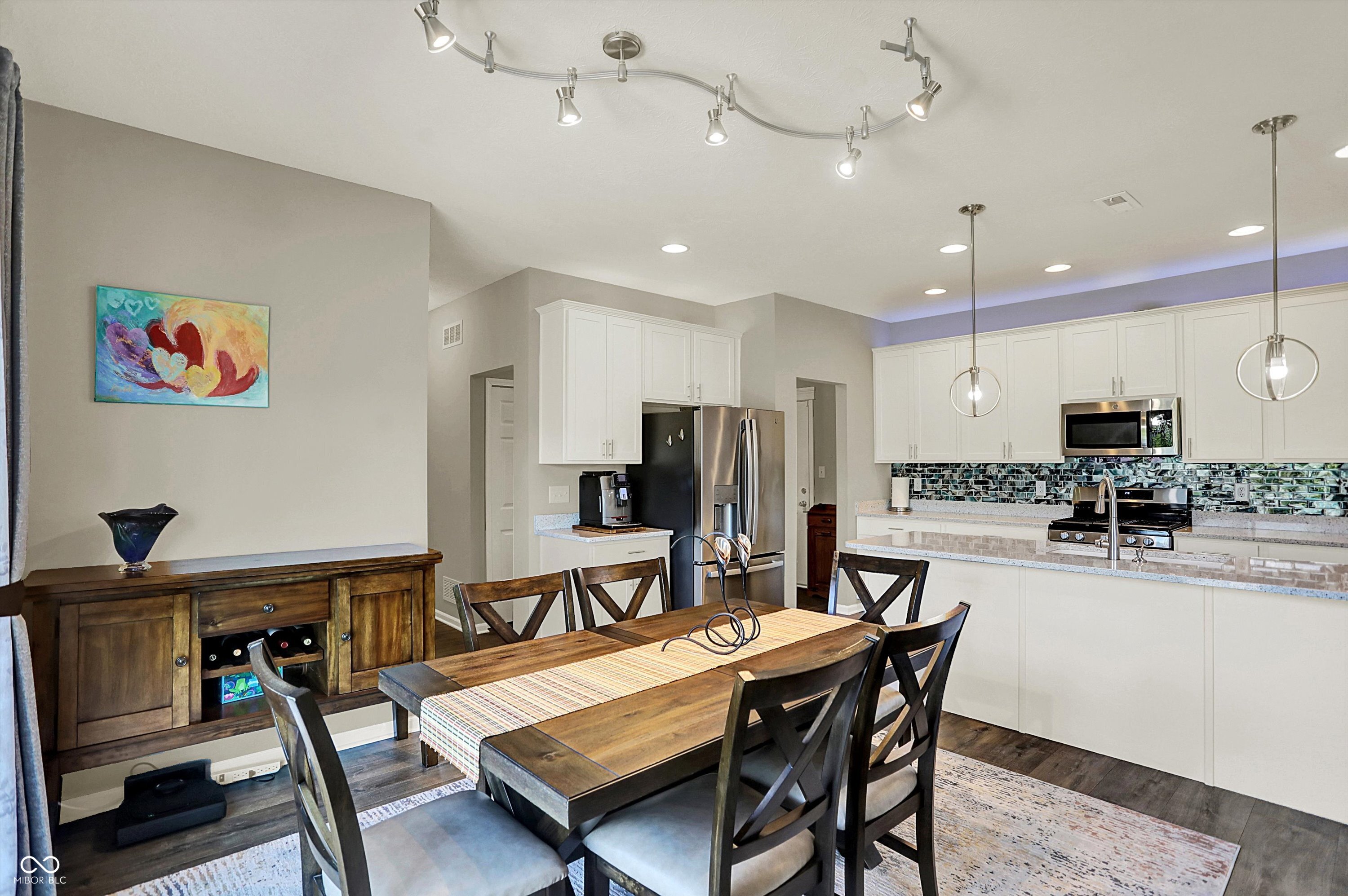 Noblesville, Indiana, 46060, United States, 5 Bedrooms Bedrooms, ,3 BathroomsBathrooms,Residential,For Sale,1974054