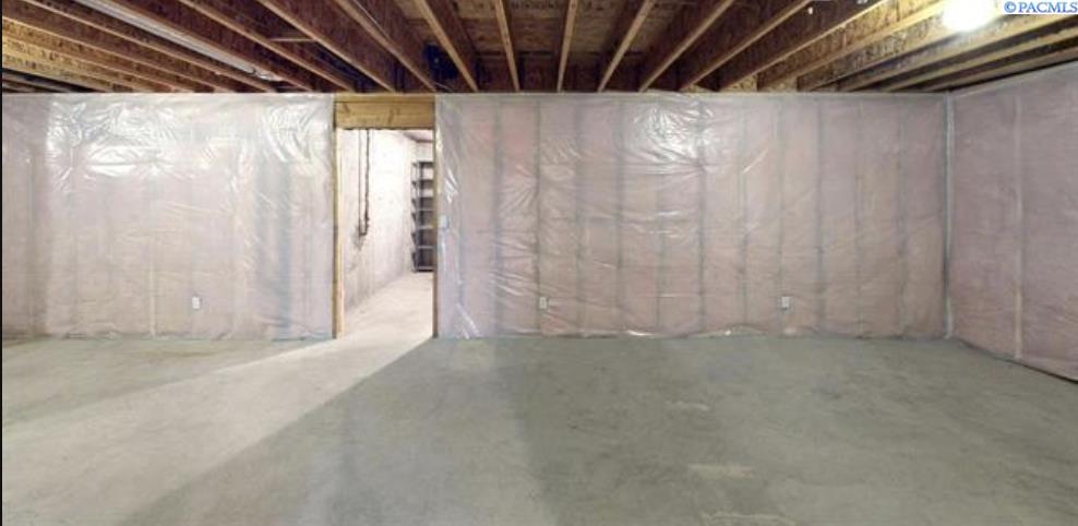 Pullman, Washington, 99163, United States, 4 Bedrooms Bedrooms, ,1 BathroomBathrooms,Residential,For Sale,1784694