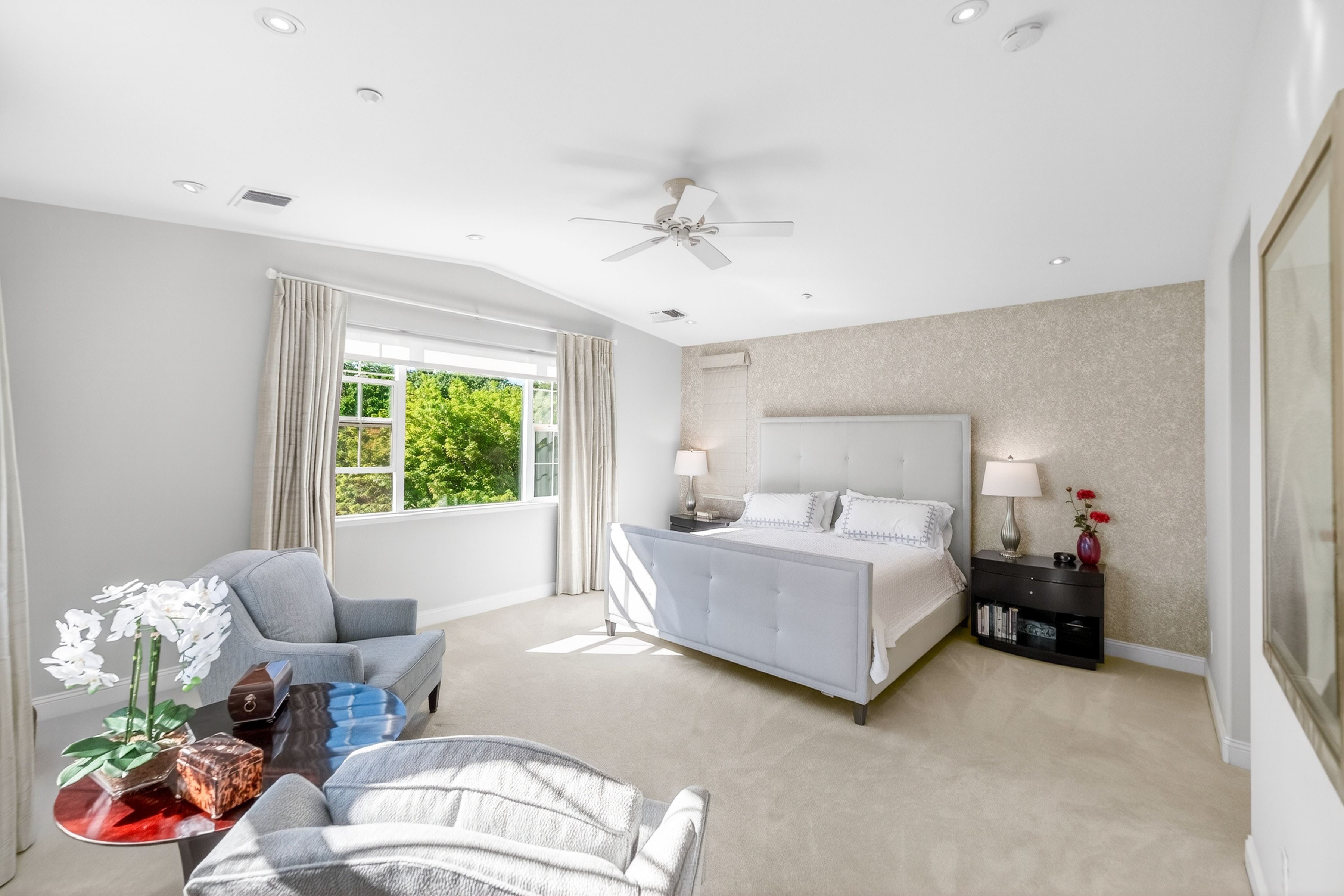  Eastside Living at Its Finest - 物件實景