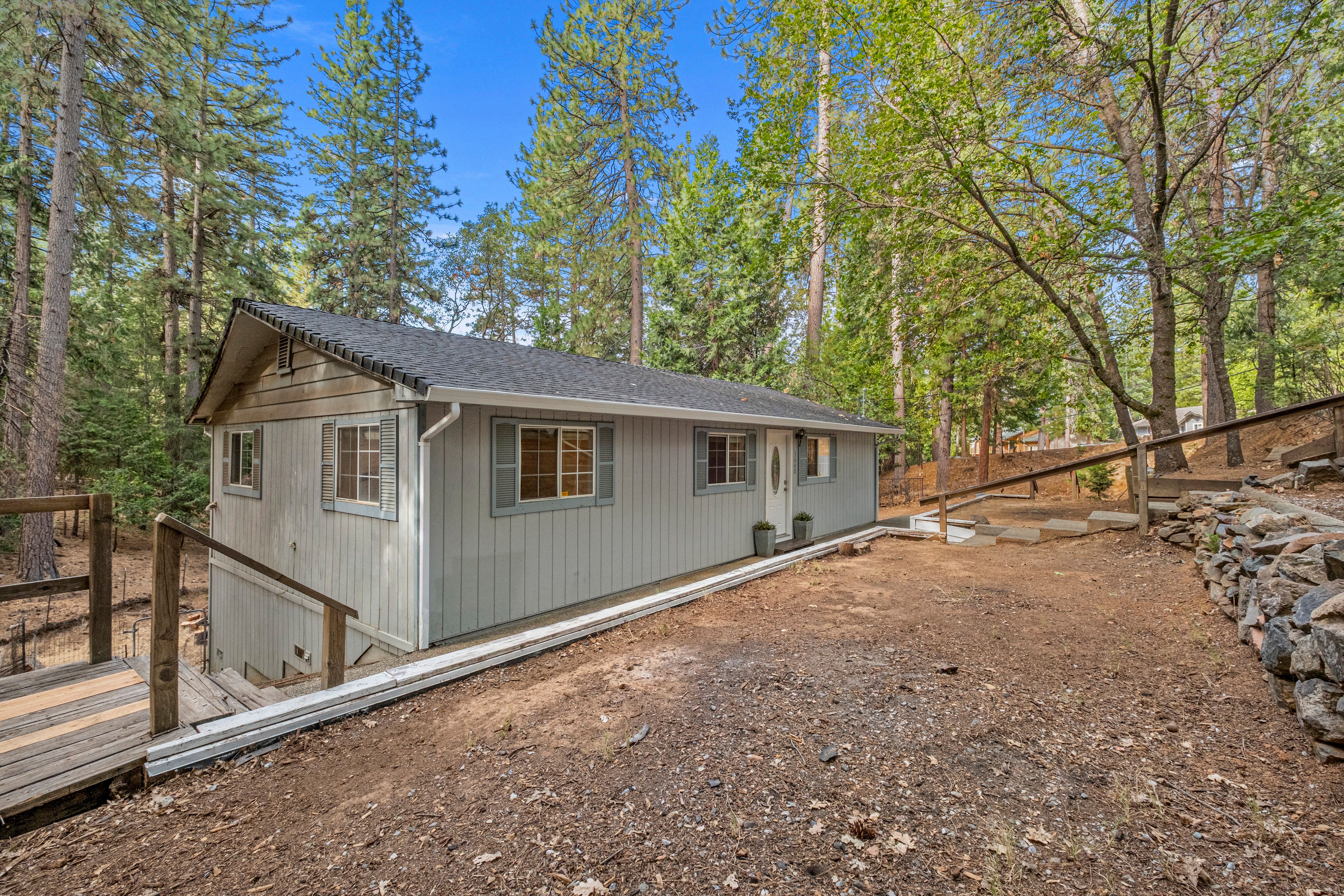  5648 Sierra Springs Drive, Pollock Pines, CA 95726 - 物件實景