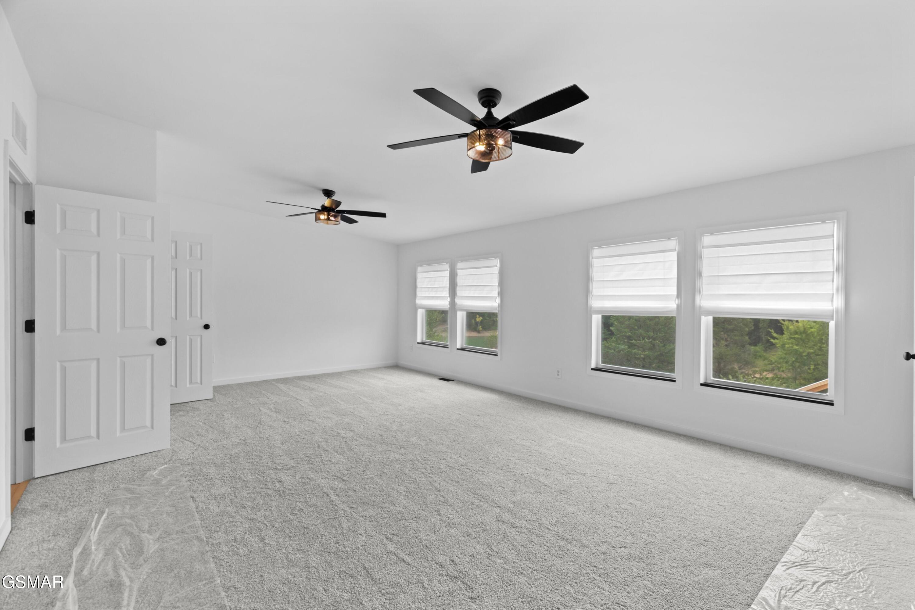 Dandridge, Tennessee, 37725, United States, 3 Bedrooms Bedrooms, ,2 BathroomsBathrooms,Residential,For Sale,1982636