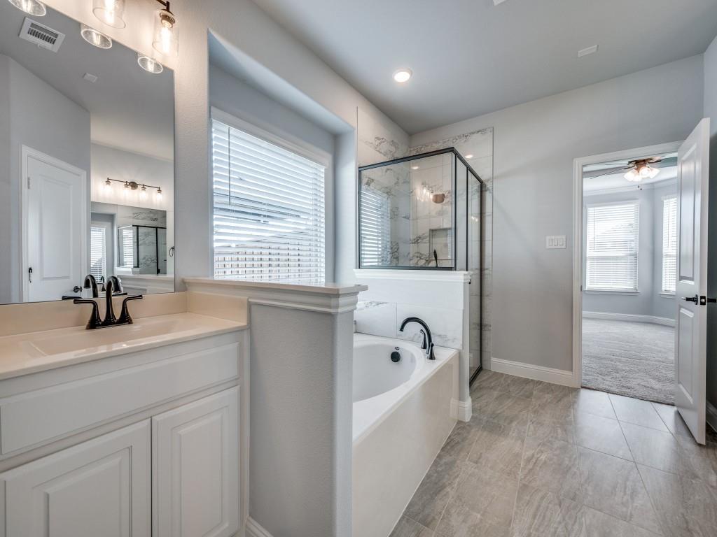 Mckinney, Texas, 75071, United States, 5 Bedrooms Bedrooms, ,4 BathroomsBathrooms,Residential,For Sale,1904379