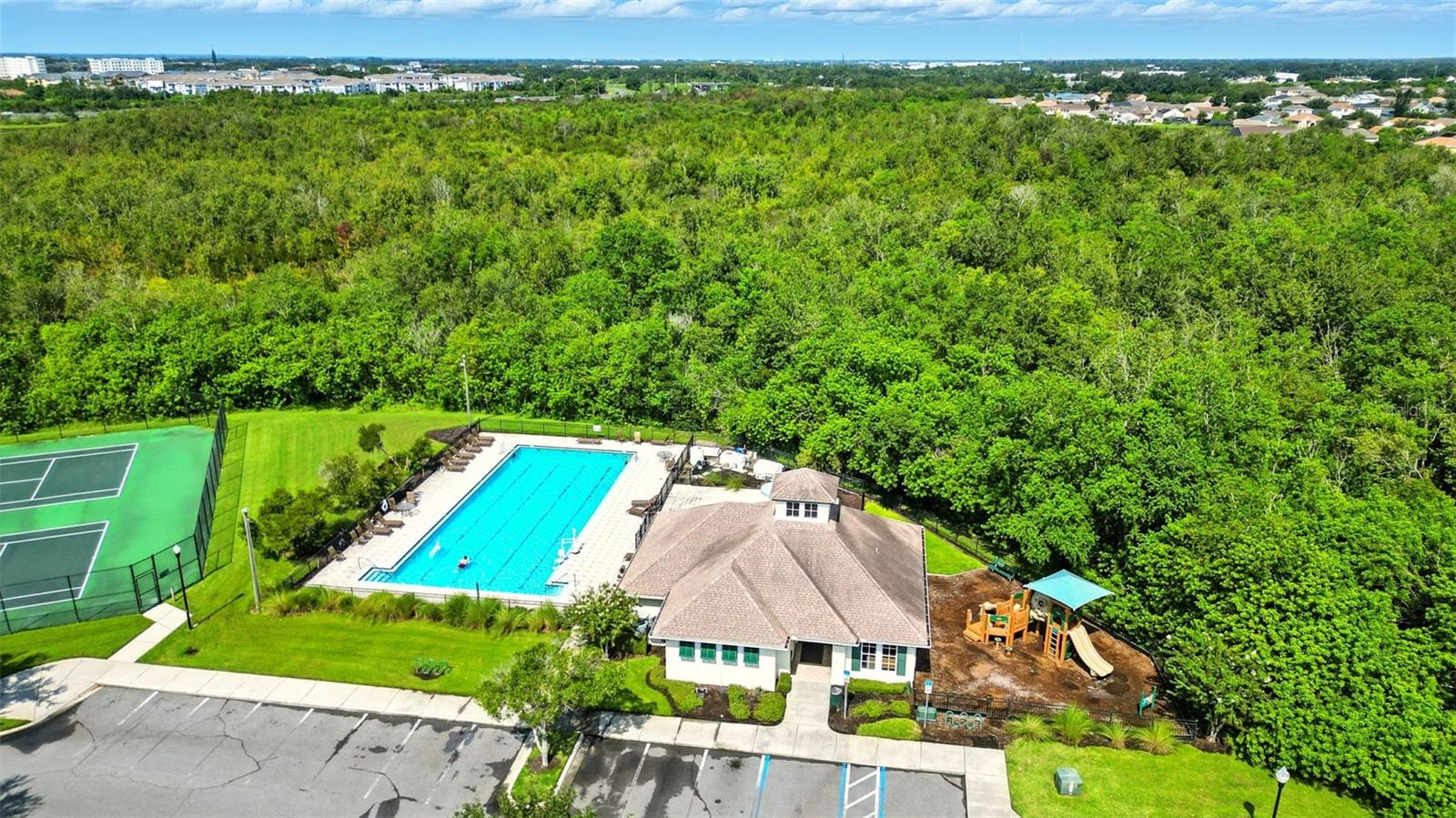 KISSIMMEE, Florida, 34744, United States, 5 Bedrooms Bedrooms, ,5 BathroomsBathrooms,Residential,For Sale,1980331