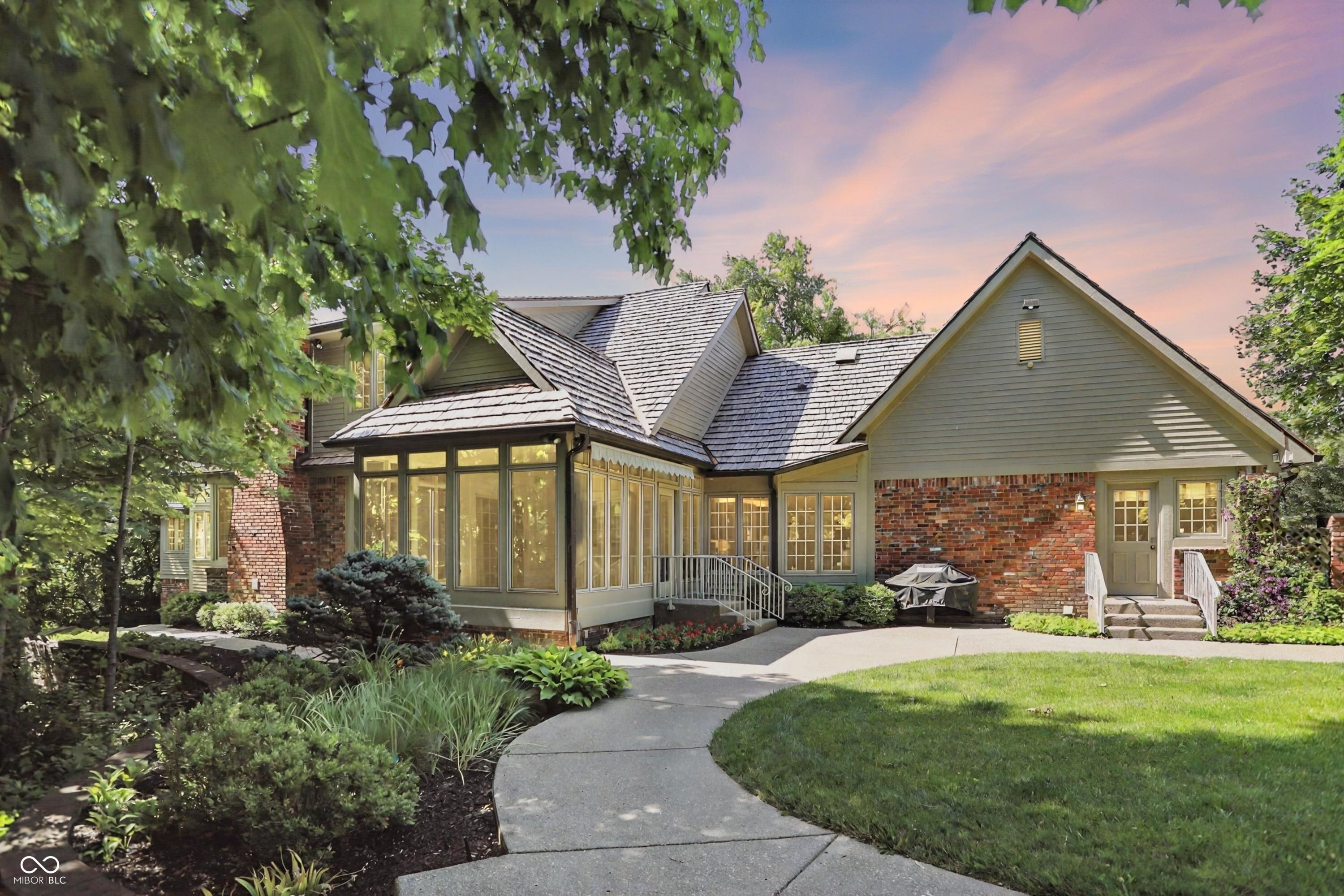 Indianapolis, Indiana, 46260, United States, 4 Bedrooms Bedrooms, ,6 BathroomsBathrooms,Residential,For Sale,1976230