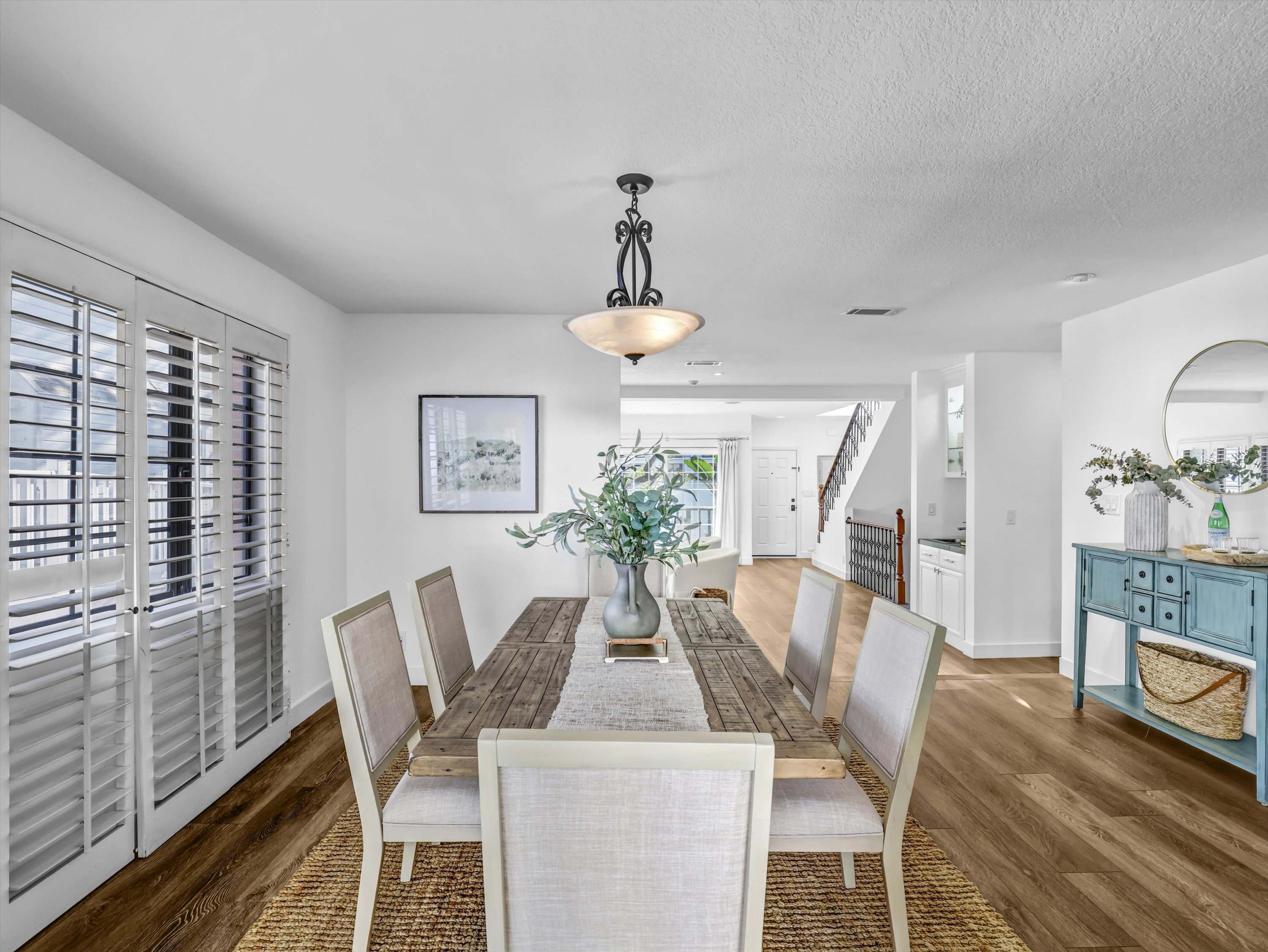 324 N Catalina Ave - 物件實景