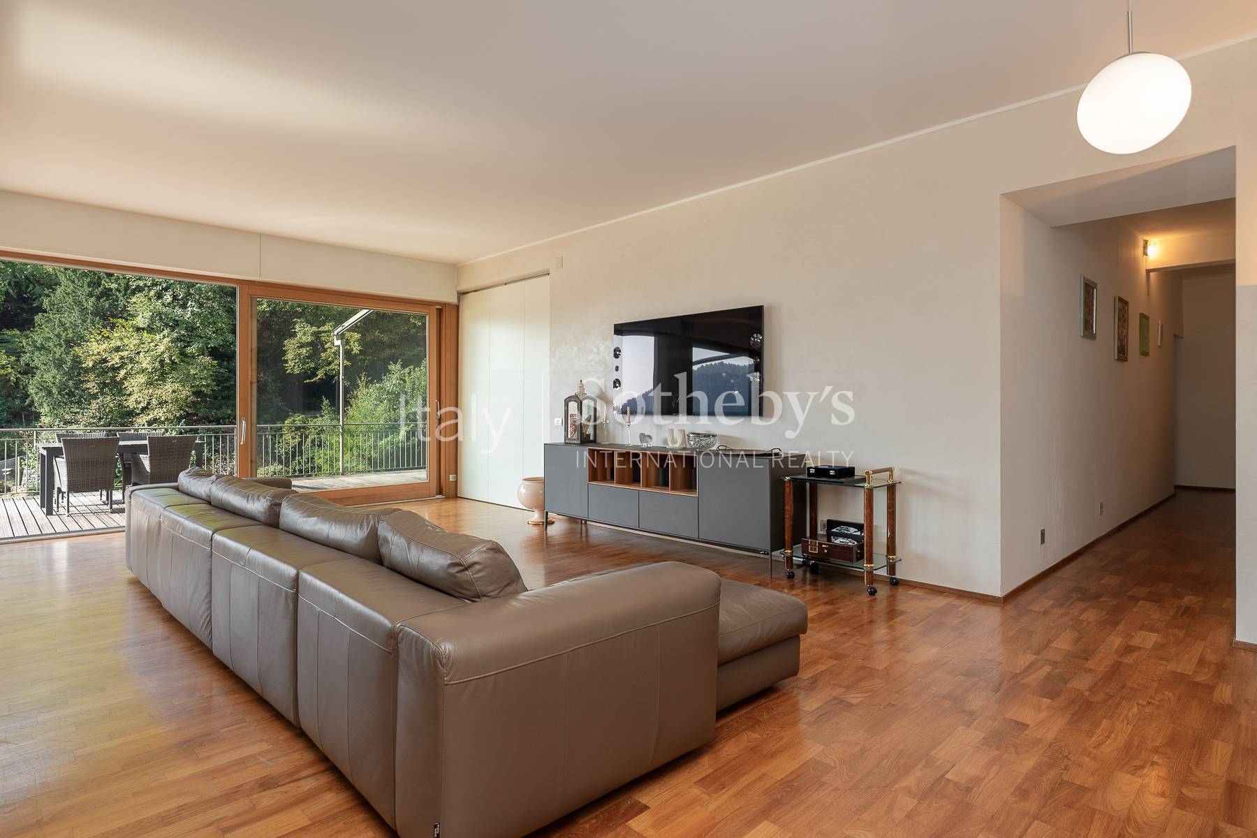  Contemporary Apartment with Breathtaking Lake View - 物件實景