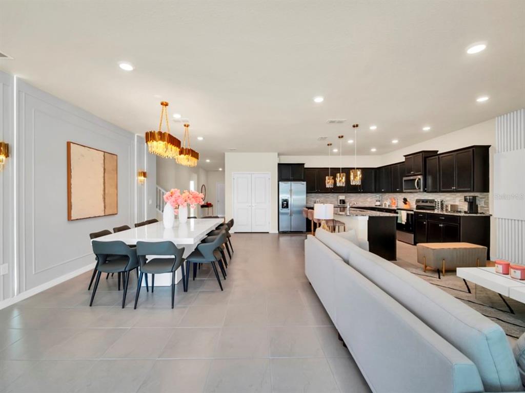 Davenport, Florida, 33897, United States, 10 Bedrooms Bedrooms, ,8 BathroomsBathrooms,Residential,For Sale,1736940