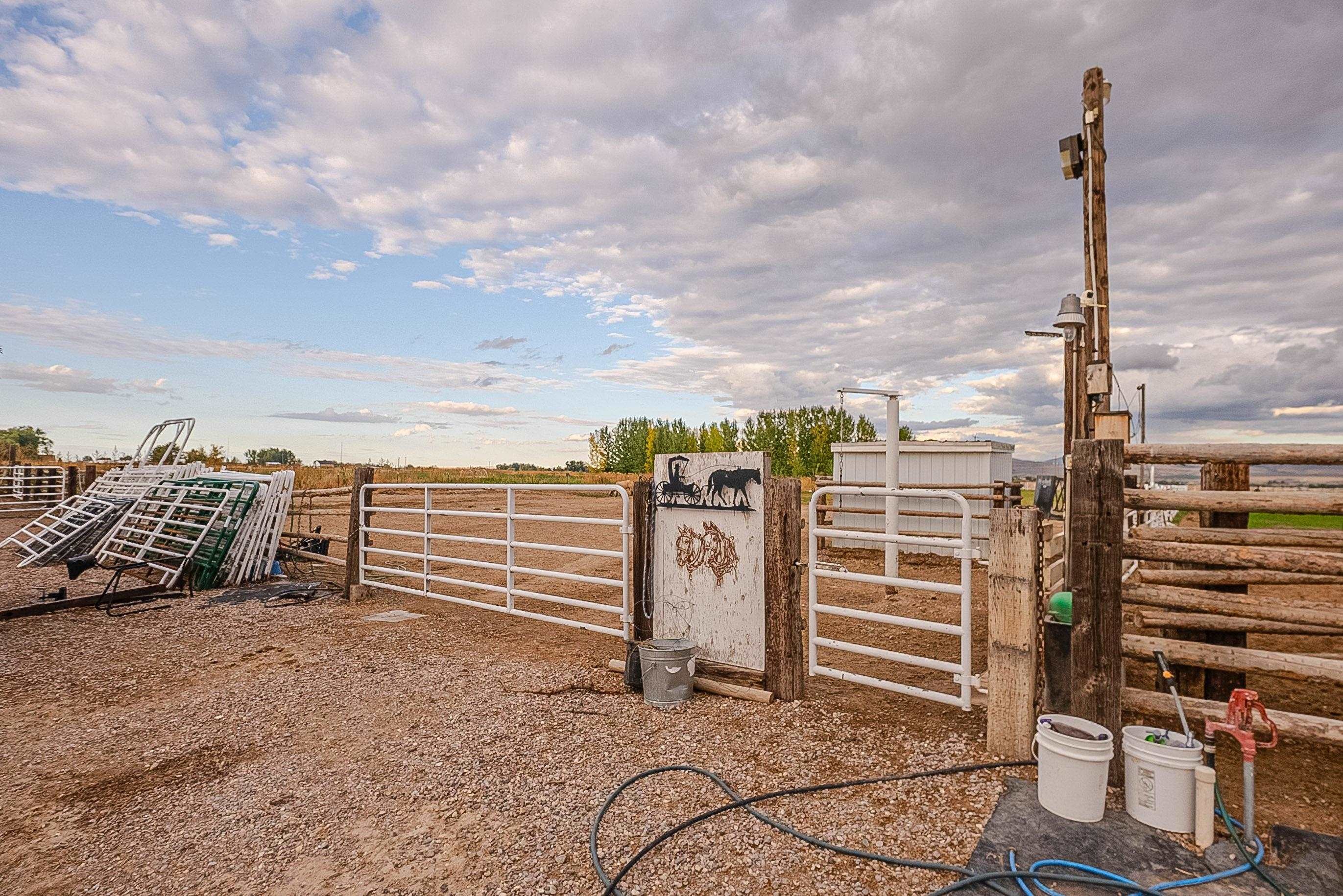 Pocatello, Idaho, 83202, United States, 6 Bedrooms Bedrooms, ,3 BathroomsBathrooms,Residential,For Sale,1981388