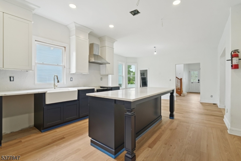 City Of Orange Twp., New Jersey, 07050, United States, 4 Bedrooms Bedrooms, ,5 BathroomsBathrooms,Residential,For Sale,1916773