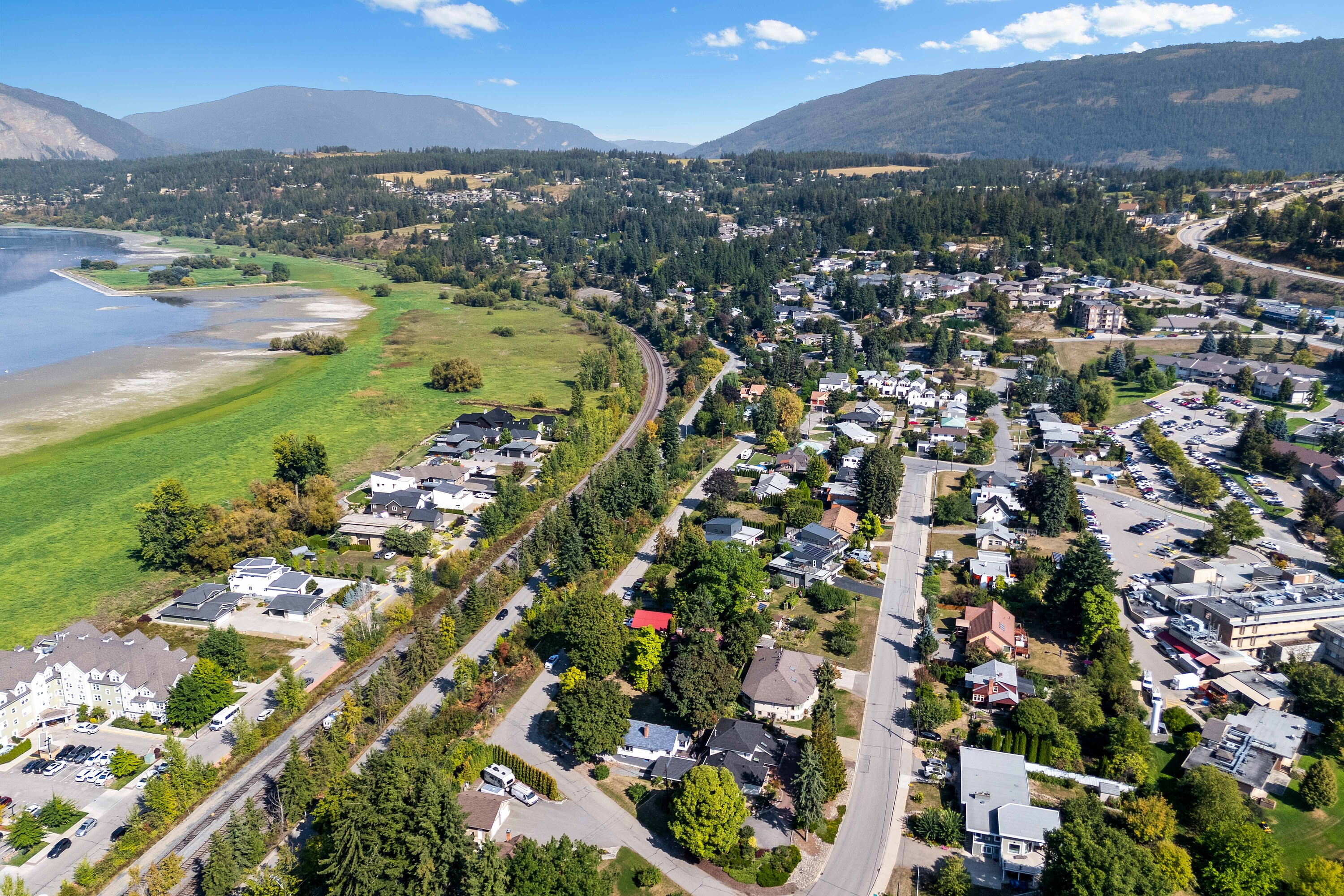  Salmon Arm, Thompson & Okanagan - 物件實景