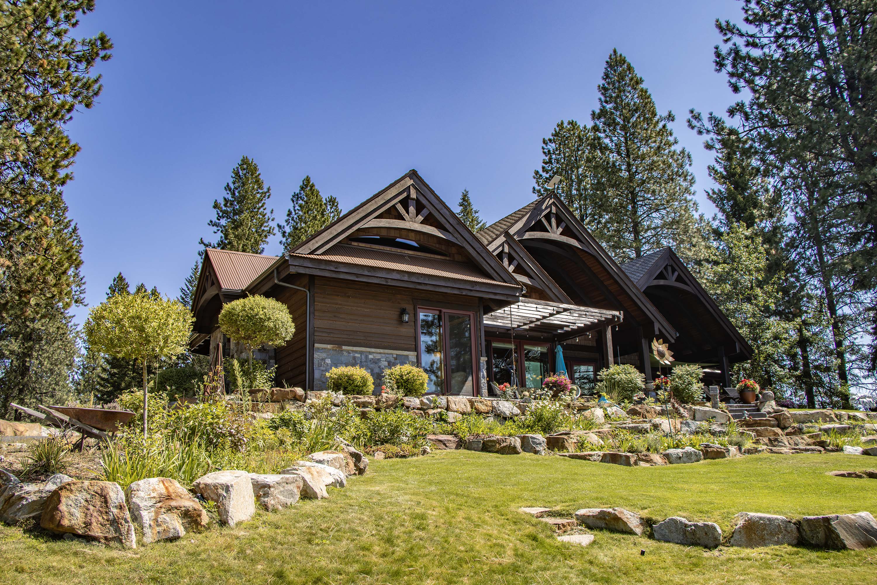 Sandpoint, Idaho, 83864, United States, 2 Bedrooms Bedrooms, ,4 BathroomsBathrooms,Residential,For Sale,1806623