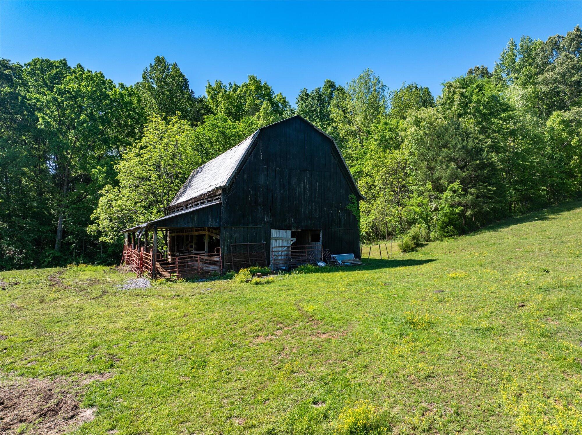 Athens, Tennessee, 37303, United States, 4 Bedrooms Bedrooms, ,3 BathroomsBathrooms,Residential,For Sale,1983022