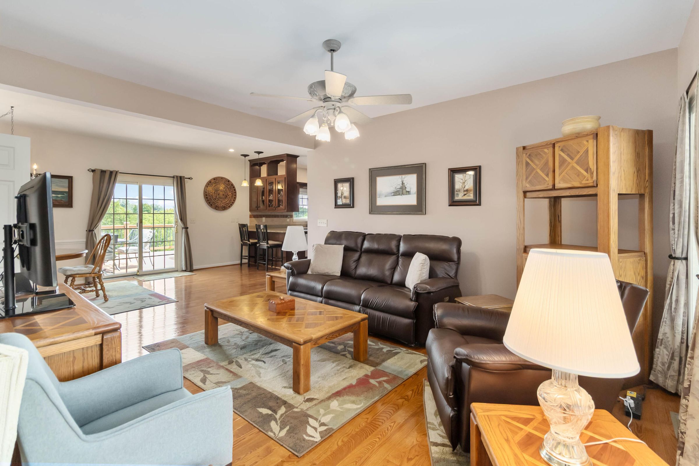 Richmond, Kentucky, 40475, United States, 4 Bedrooms Bedrooms, ,4 BathroomsBathrooms,Residential,For Sale,1910614