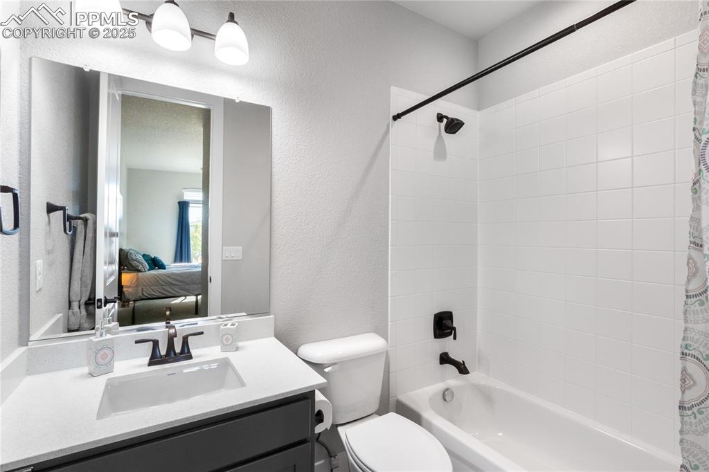 Peyton, Colorado, 80831, United States, 4 Bedrooms Bedrooms, ,4 BathroomsBathrooms,Residential,For Sale,1949631