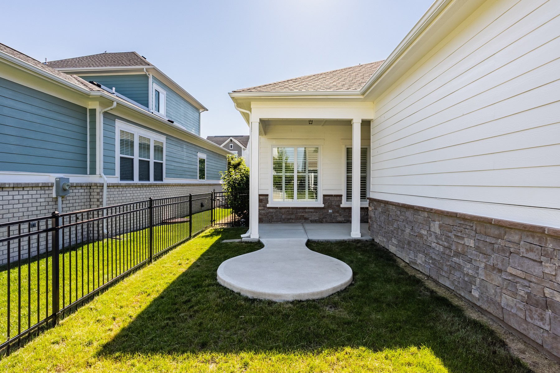  Easy Living in Sought After Westfield Neighborhood - 物件實景
