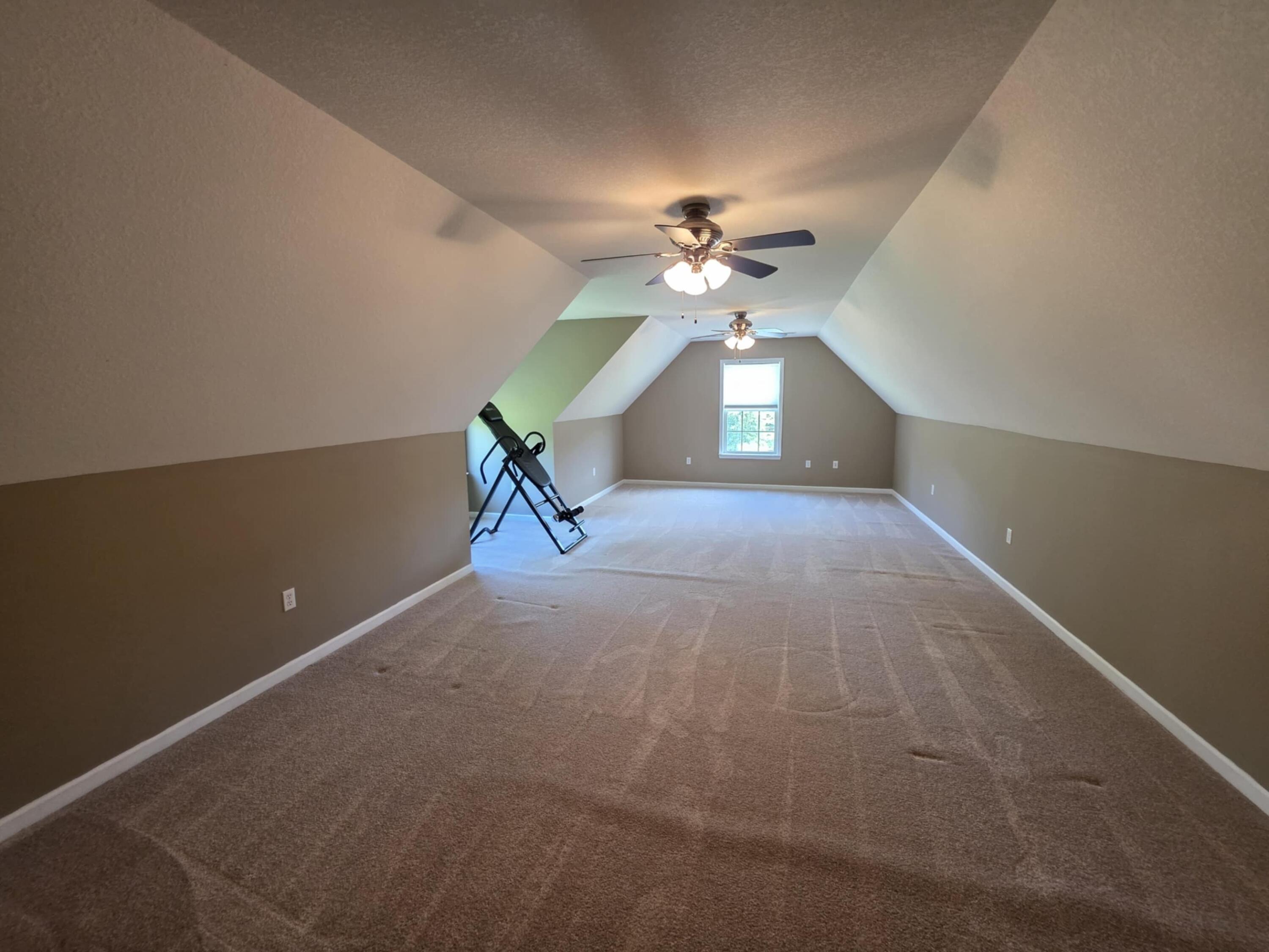 Spring City, Tennessee, 37381, United States, 4 Bedrooms Bedrooms, ,3 BathroomsBathrooms,Residential,For Sale,1927411